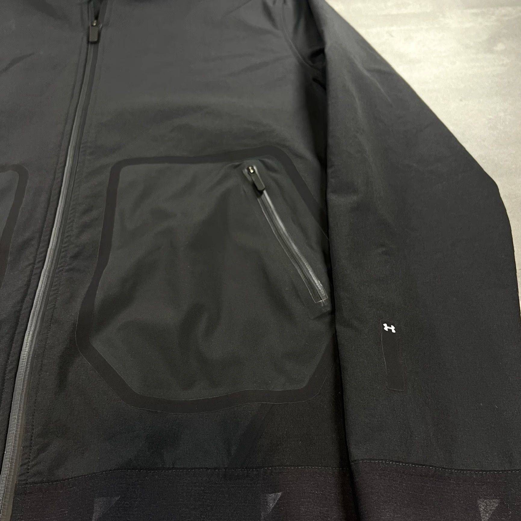 Under Armour Under Armour Jacket Men M Unstoppable Vent Full Zip Training Drive Pro Storm Black Moderate Weather Performance Shirt/Coat Mens Size US M / EU 48-50 / 2 - 2 Thumbnail