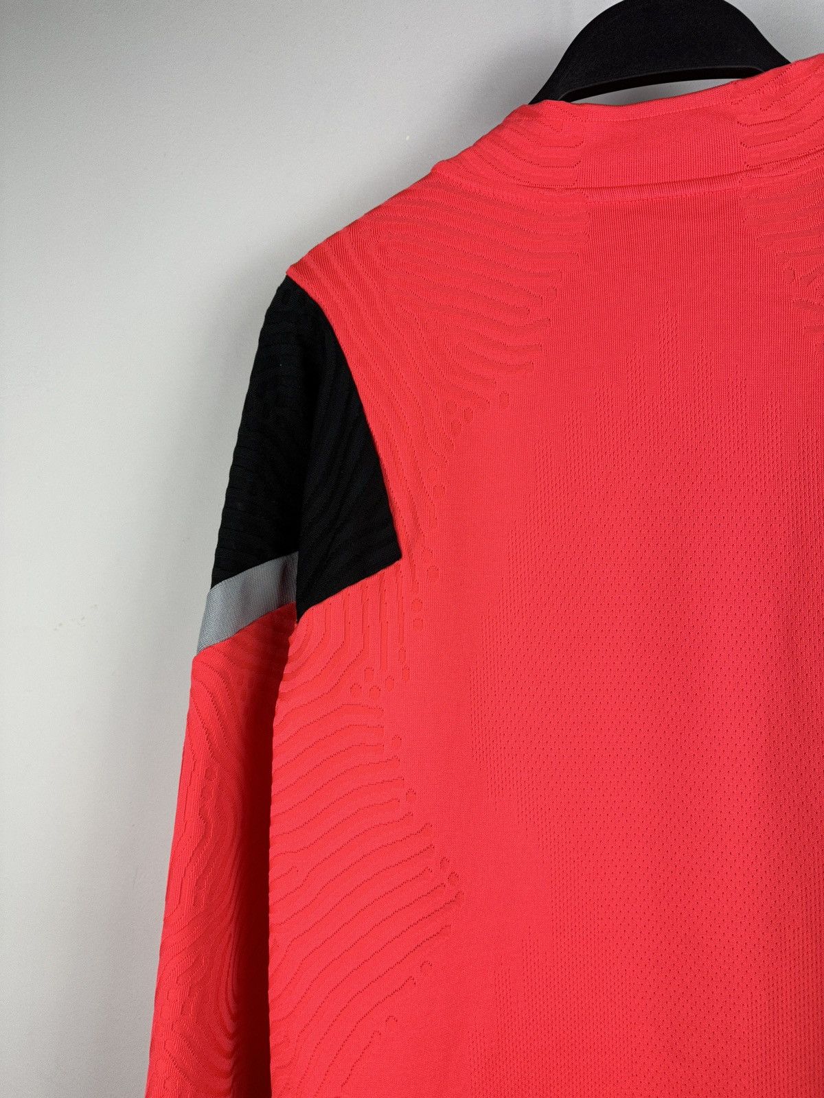 Nike Nike Liverpool F.C Away Long Sleeve Soccer Jersey Size US XL / EU 56 / 4 - 14 Thumbnail