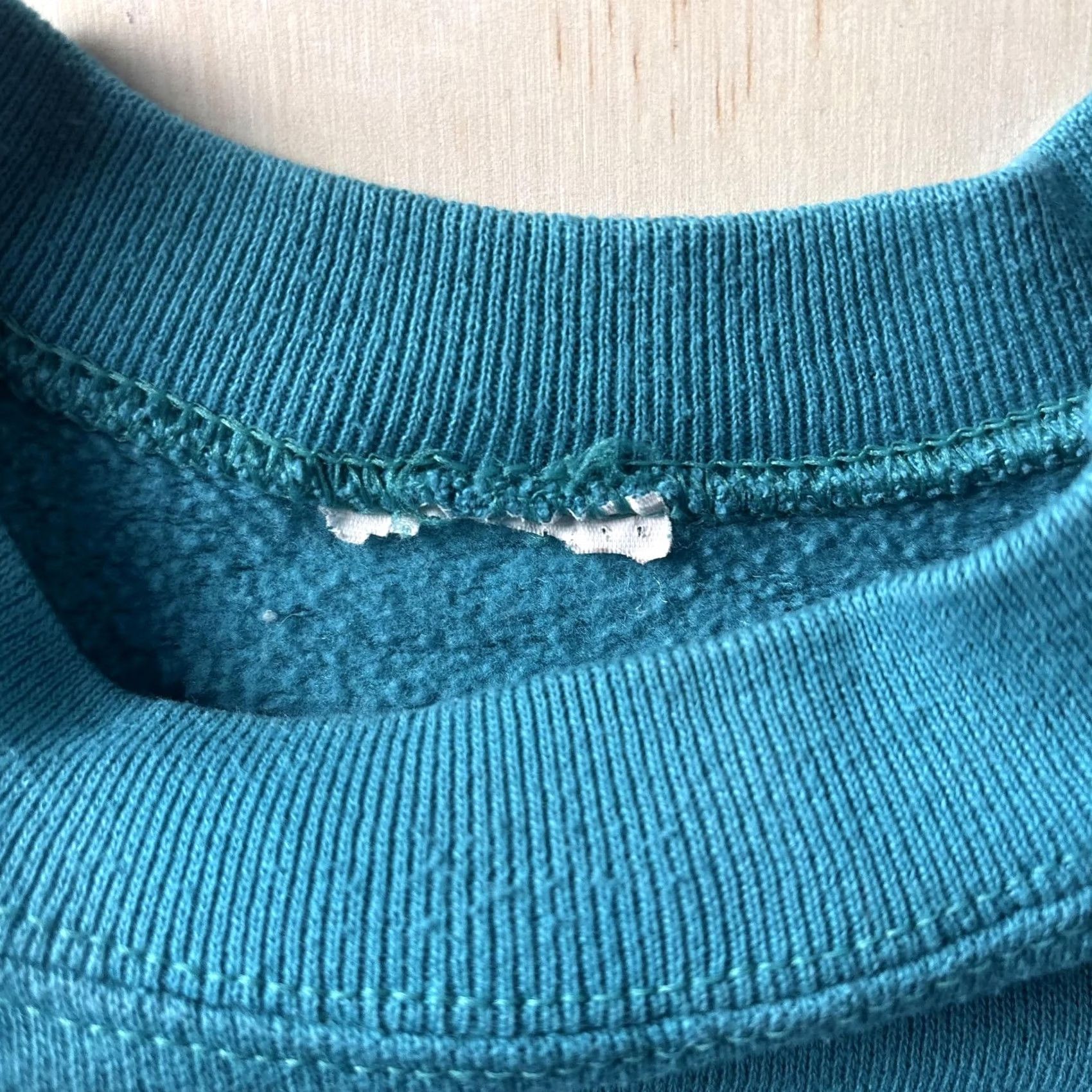 Vintage VINTAGE Don’s Glass & Mirror Sweatshirt Mens M Blue Graphic Print Pullover Raglan Fleece Logo 90s Size US M / EU 48-50 / 2 - 4 Thumbnail