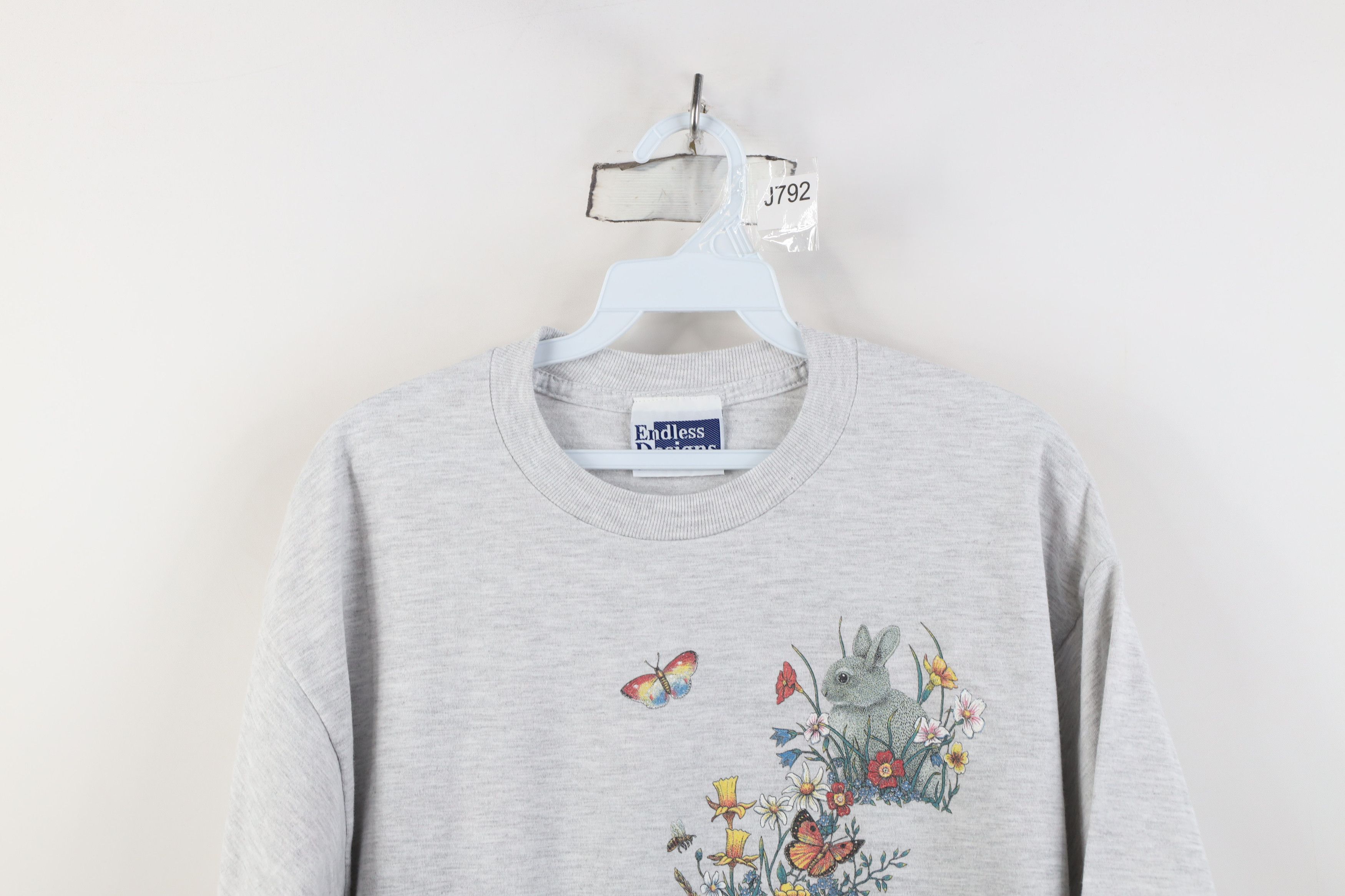Vintage Vintage 90s Streetwear Nature Flower Butterfly T-Shirt USA Size L / US 10 / IT 46 - 2 Thumbnail