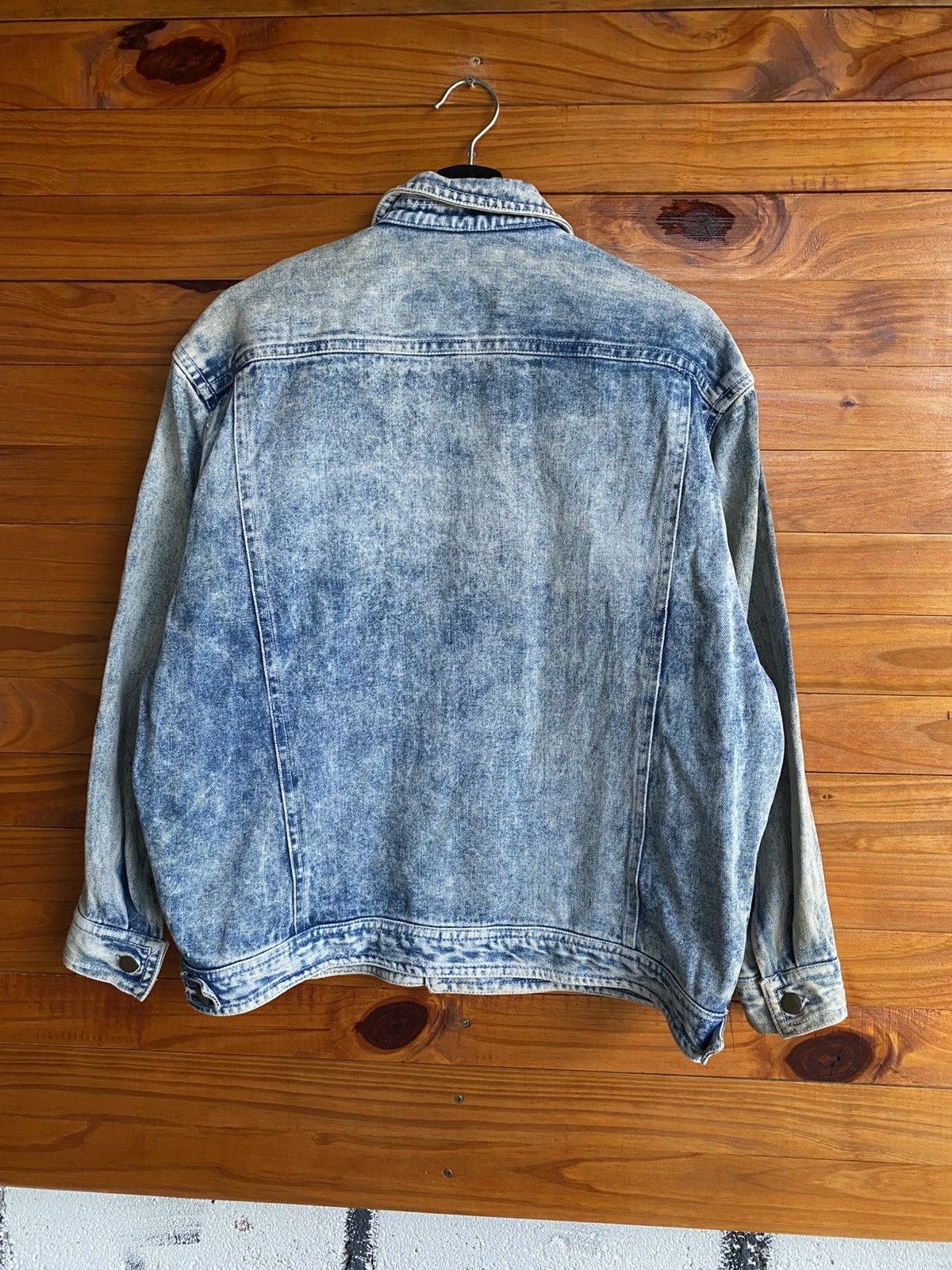 Vintage Vintage 1980s Acid-Wash Denim Jacket Unisex Retro Blue Jean Size US L / EU 52-54 / 3 - 11 Thumbnail