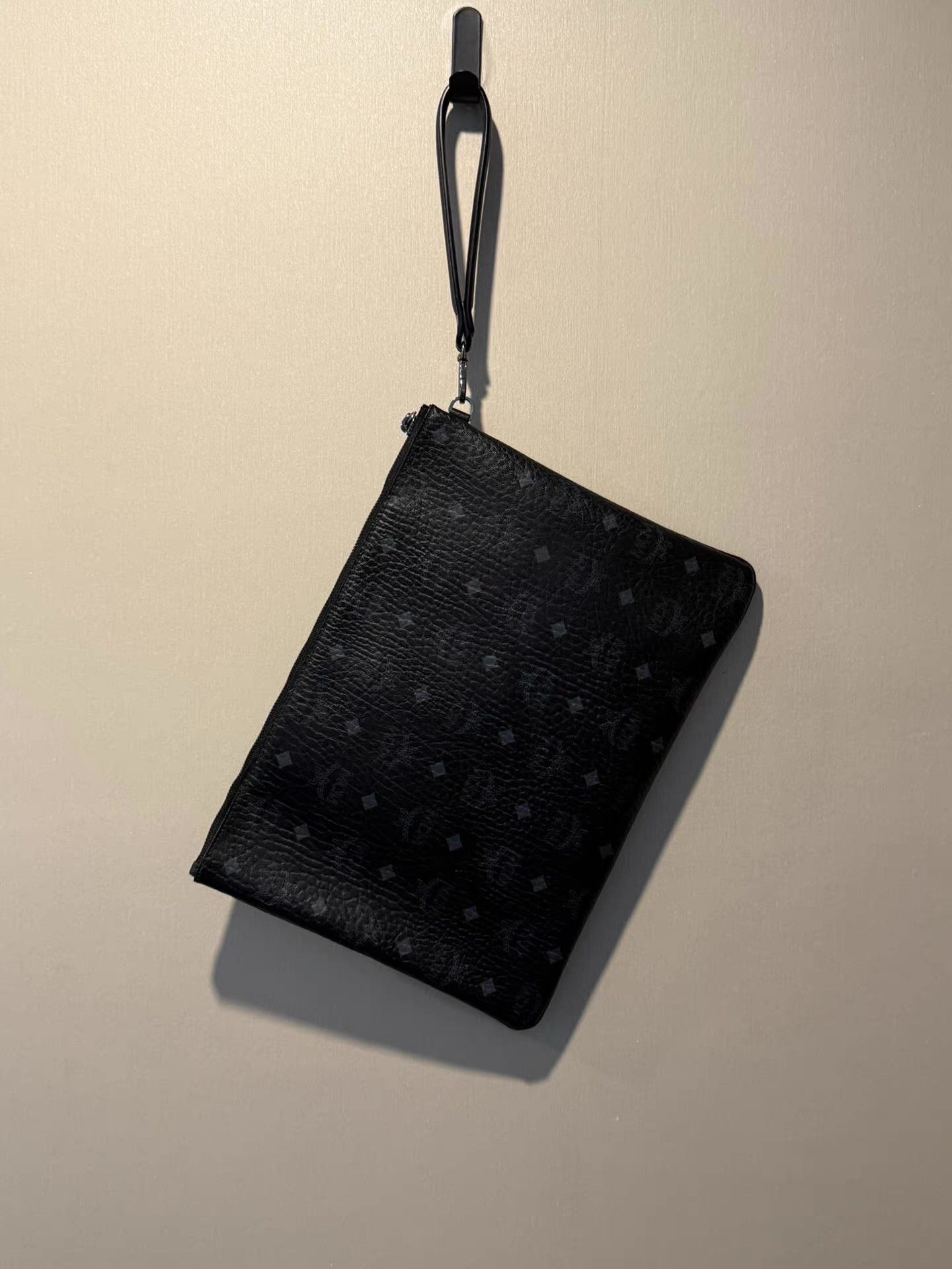 MCM MCM Stark Visetos monogram black clutch Ｑ20 Size ONE SIZE - 2 Thumbnail