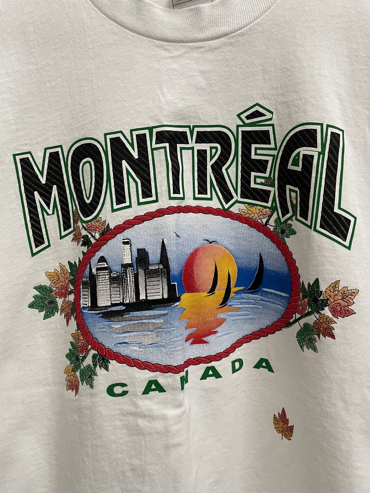 Vintage Vintage Y2K Canada Graphic Tee Nature Unsoundrags Hanes Size US XL / EU 56 / 4 - 4 Thumbnail