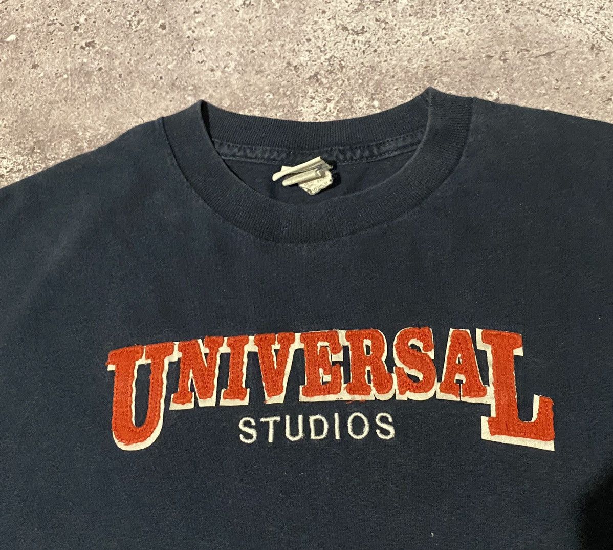 Universal Studios × Vintage Vintage Universal Studios Movie T-Shirt Size US M / EU 48-50 / 2 - 3 Thumbnail