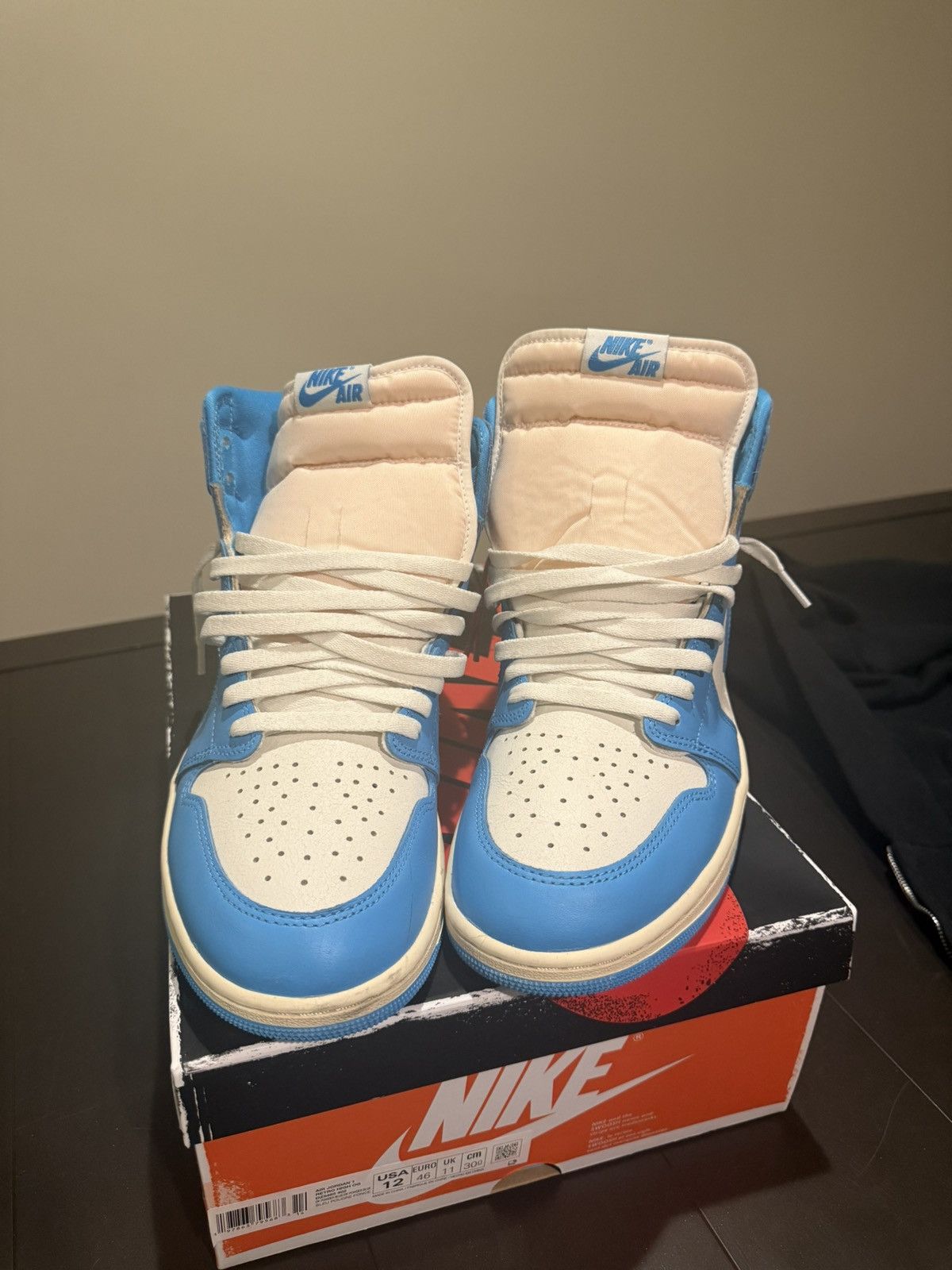 Jordan Brand Jordan 1 UNC Size US 12 / EU 45 - 2 Thumbnail