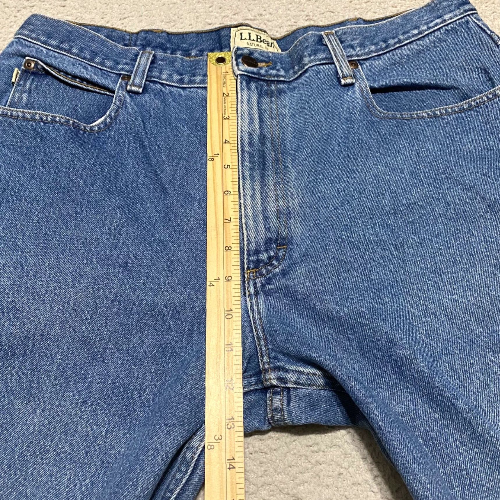 Vintage L.L. Bean Jeans Mens 38x30 Blue Denim Straight Leg Medium Wash Mid Rise Shirt Mens 38 Blue Denim Straight Regular 5-Pocket Design Jeans Mens Size US 38 / EU 54 - 4 Thumbnail