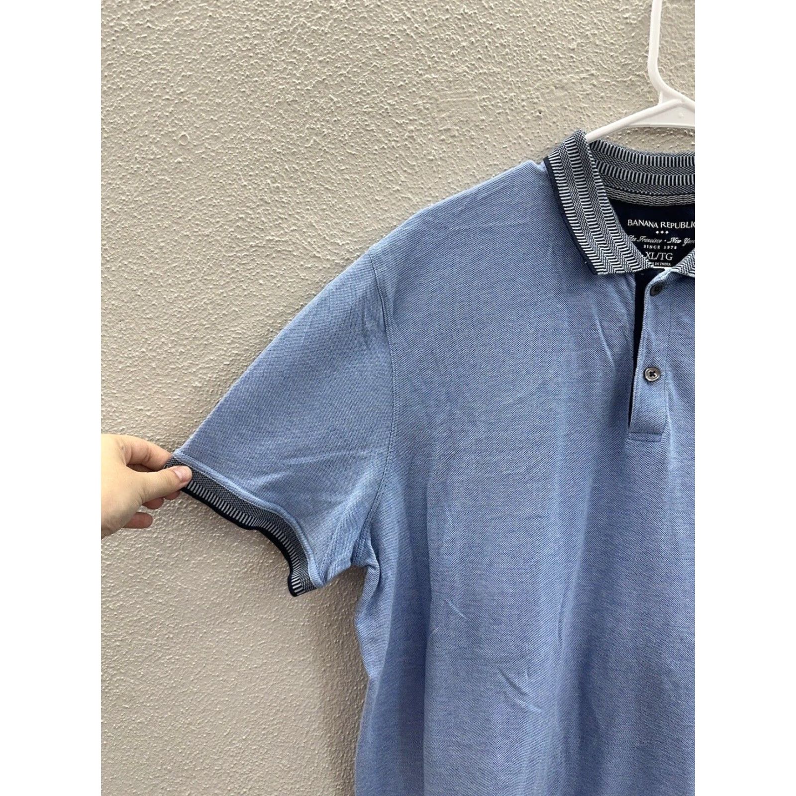 Banana Republic Banana Republic Polo Shirt Size XL Short Sleeve Blue Collared Mens Size US XL / EU 56 / 4 - 3 Thumbnail