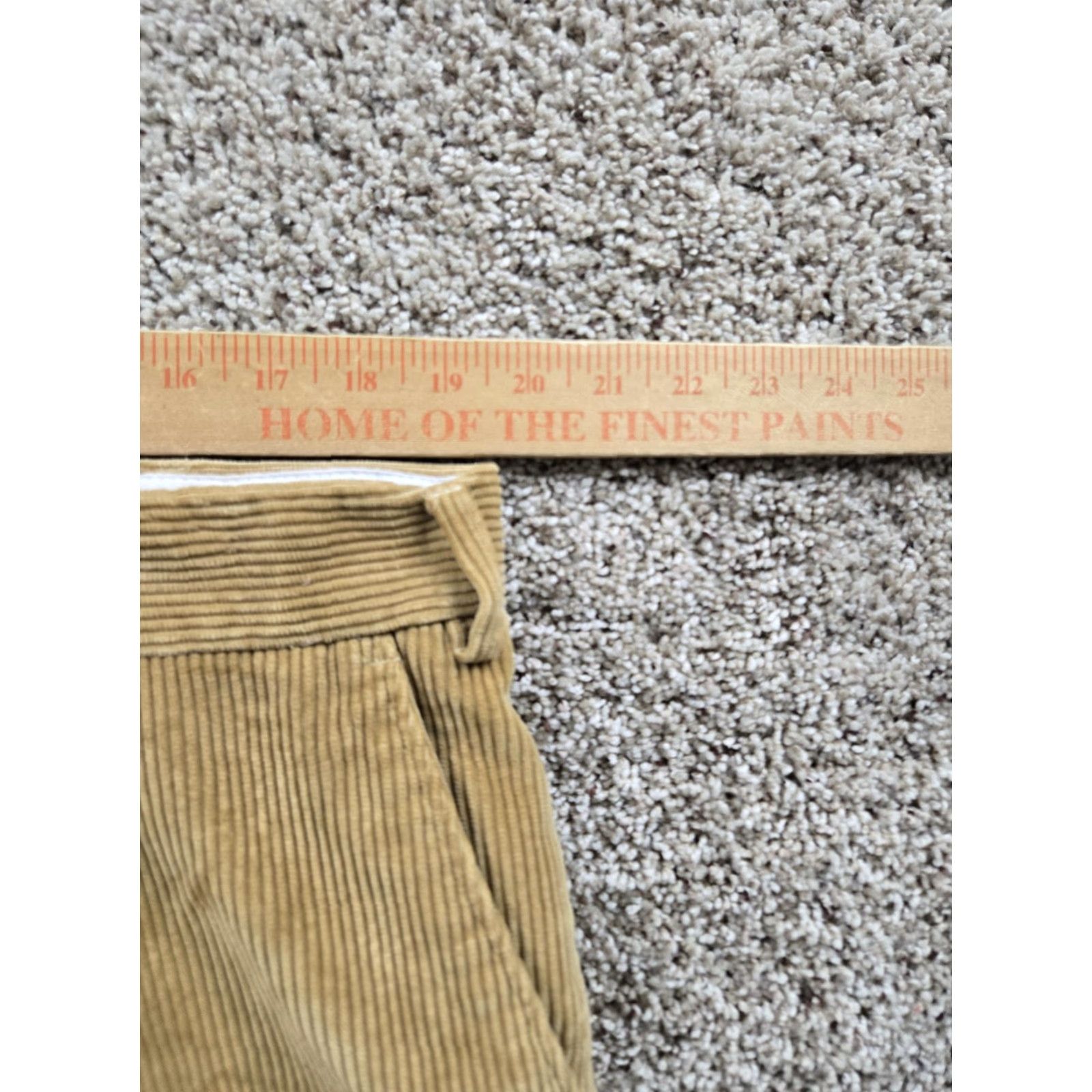 Vintage Magee Corduroy Pants Mens 40x33 Beige Chino Straight Leg Cotton 5-Pocket Design Pleated Front Classic Fit zip Size US 40 / EU 56 - 7 Thumbnail