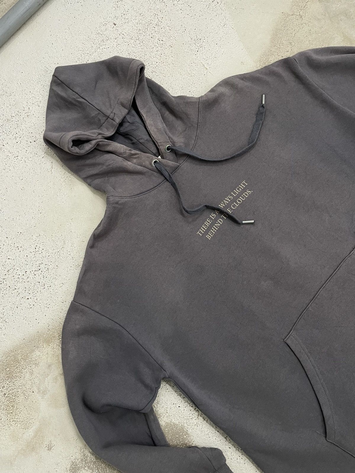 Japanese Brand Colza Sunfaded Always Light Behind The Clouds Motivation Size US M / EU 48-50 / 2 - 3 Thumbnail