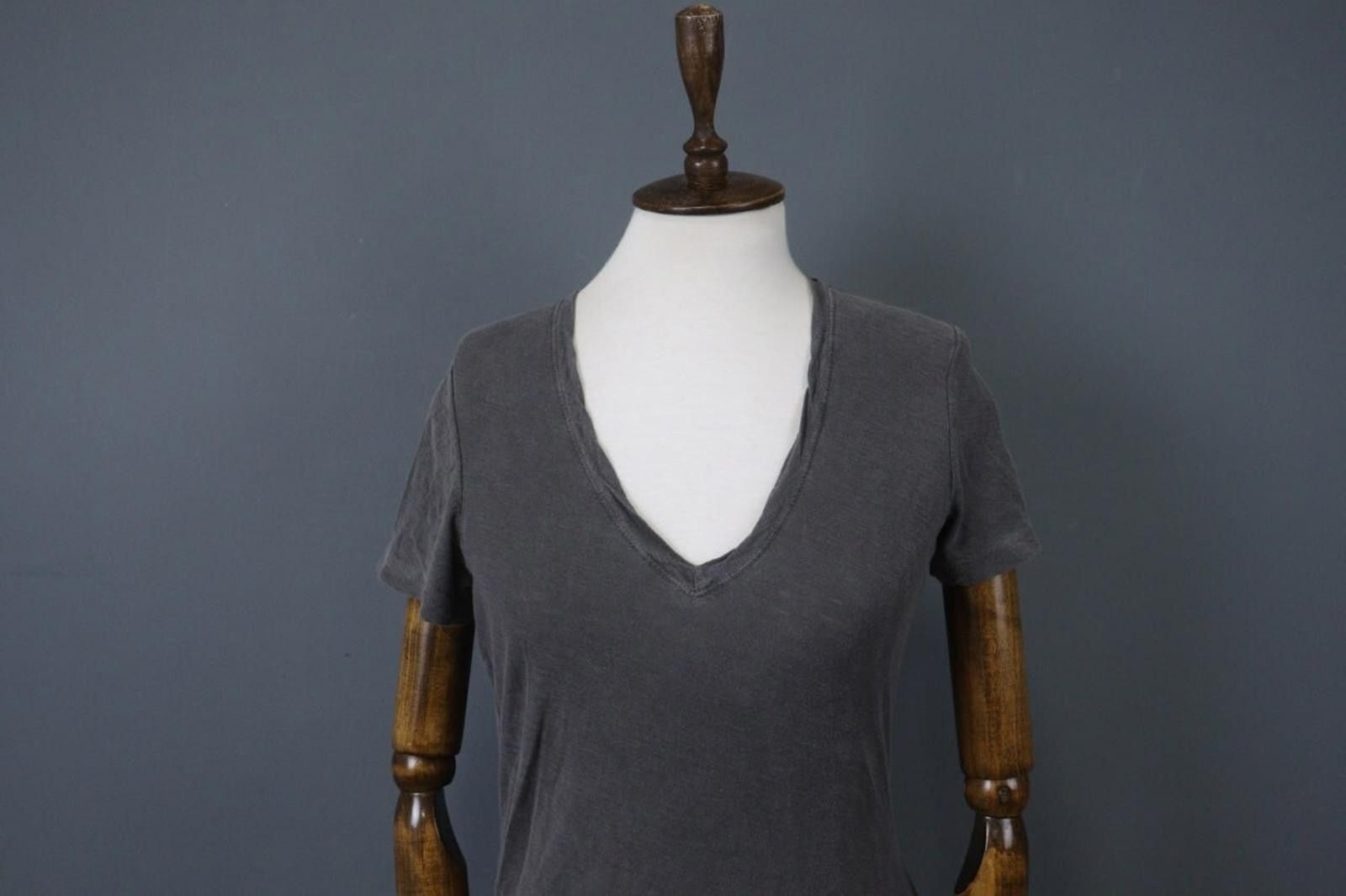 James Perse James Perse Gray Cotton V-Neck Pullover Blouse Top Size 4 Size S / US 4 / IT 40 - 2 Thumbnail