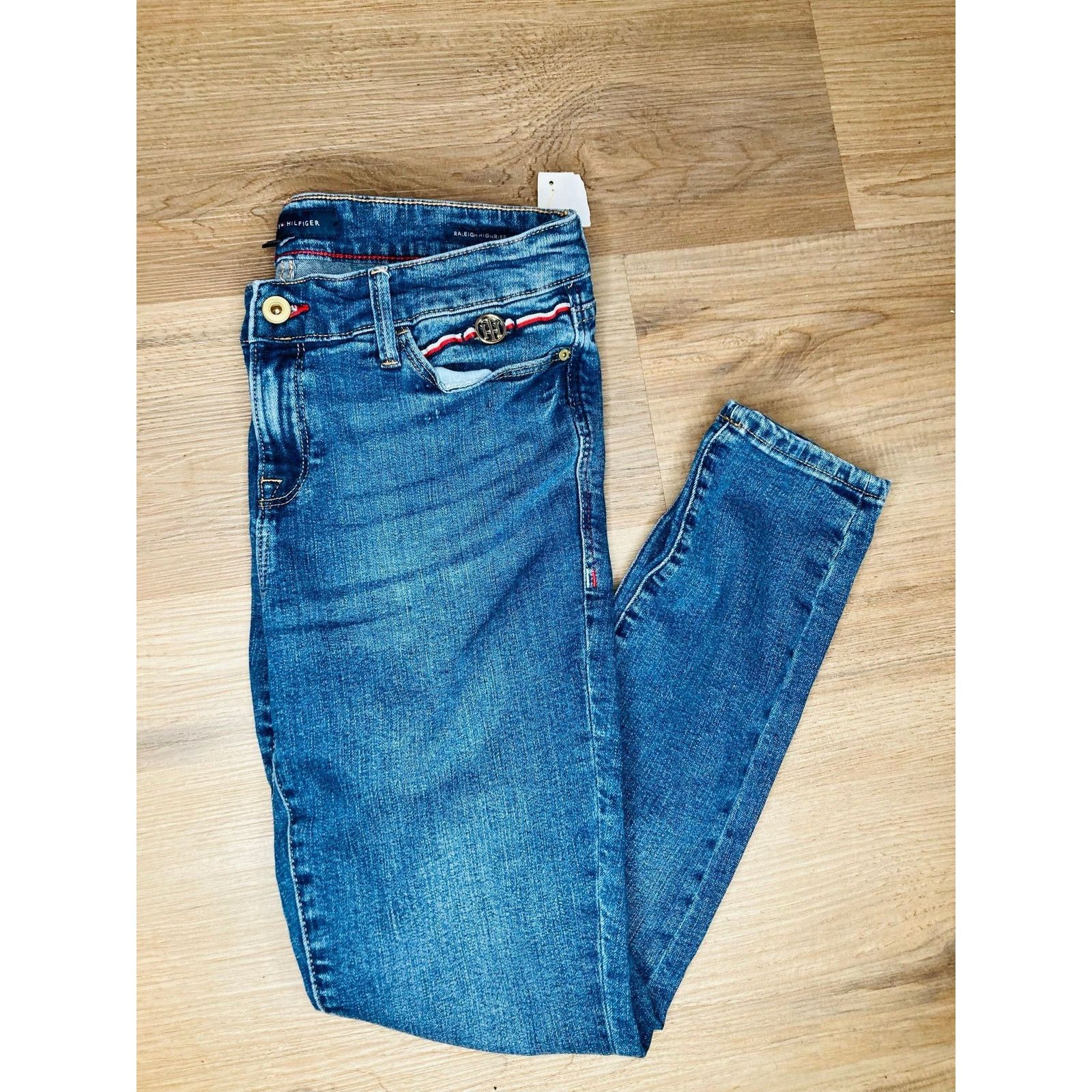Tommy Hilfiger 6P Tommy Hilfiger Size 28" / US 6 / IT 42 - 1 Thumbnail
