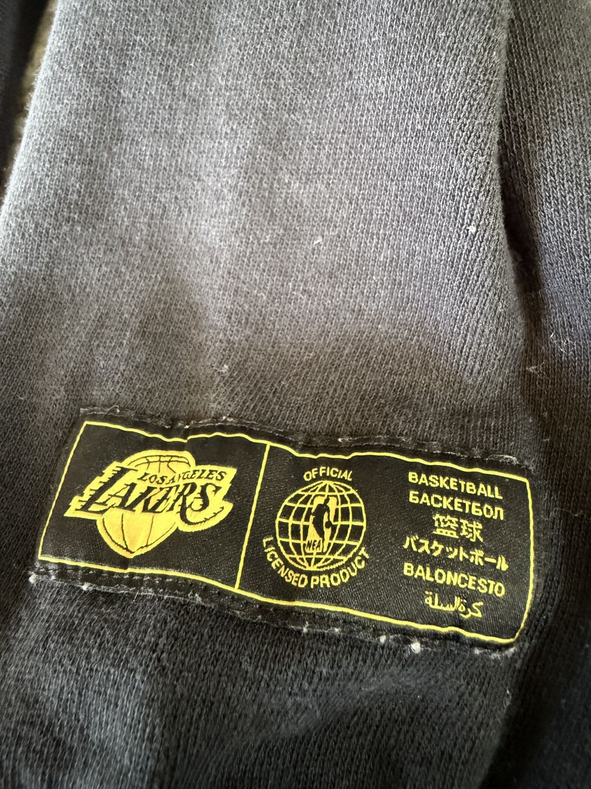 Designer × Nike × Vintage Los Angeles Lakers black Hoodie Sweatshirt NBA Nike Vintage Size US M / EU 48-50 / 2 - 4 Thumbnail