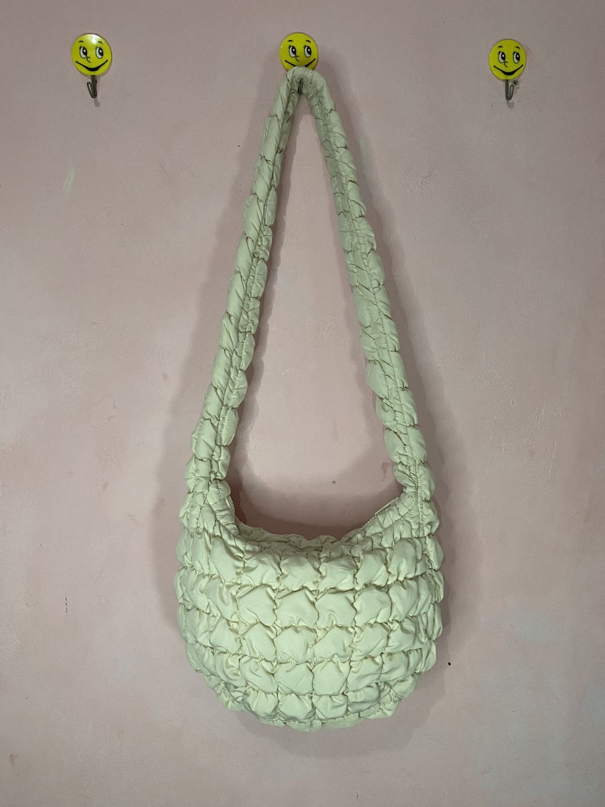 Cos × Designer COS quilted messenger bag Size ONE SIZE - 3 Thumbnail