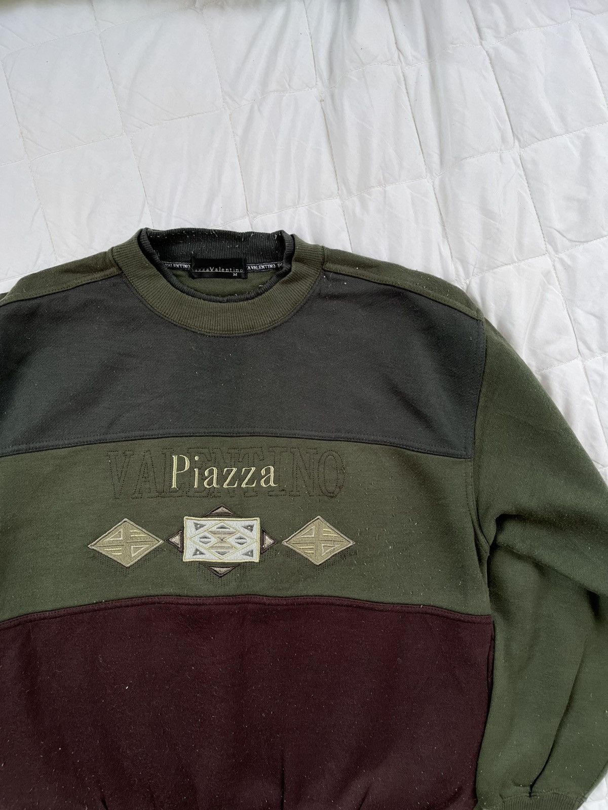 Japanese Brand × Vintage Piazza Valentino Sweatshirt Vintage Size US M / EU 48-50 / 2 - 2 Thumbnail