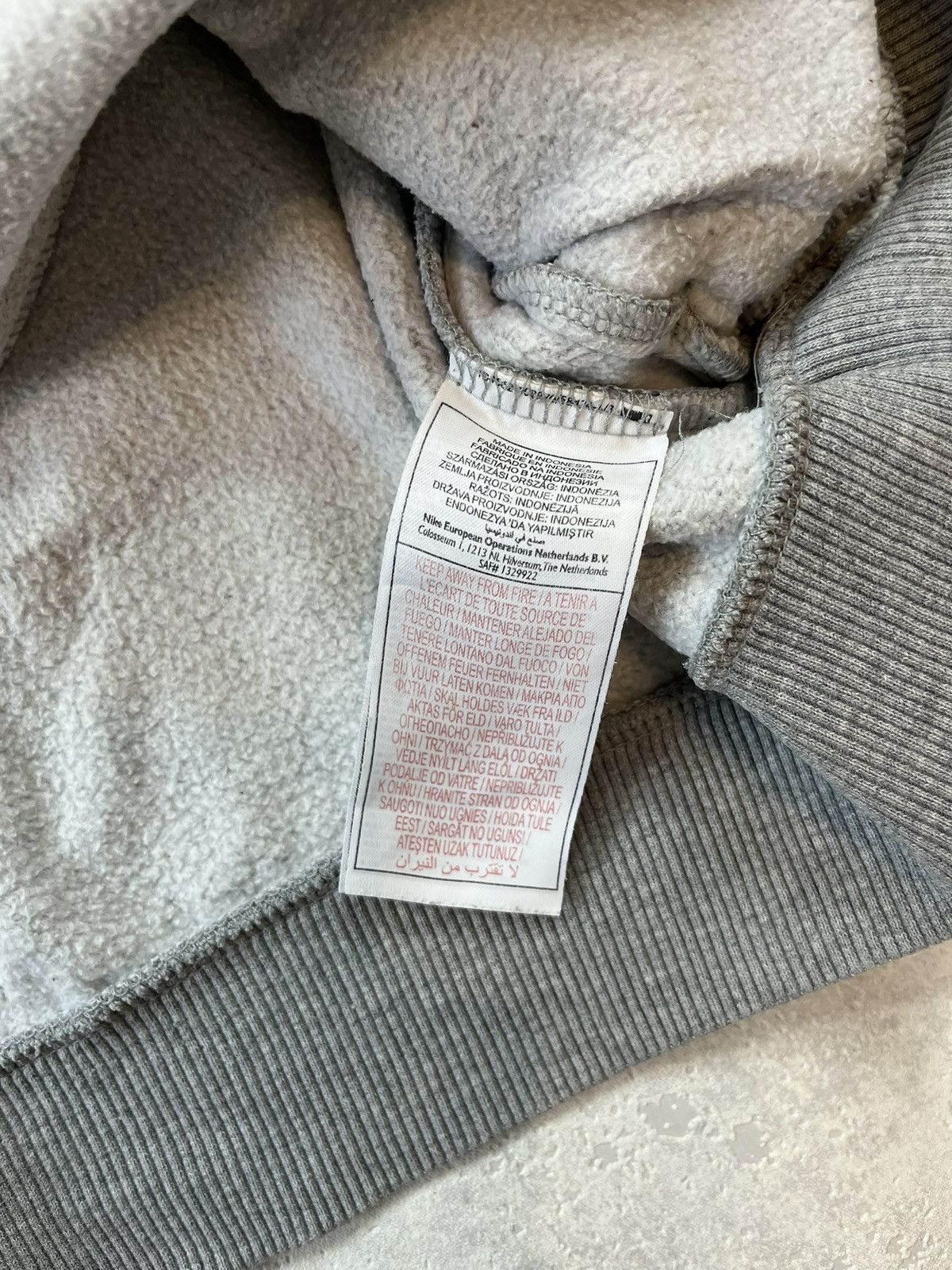 Nike × Vintage 00s Nike Central Swoosh Vintage Y2K Oversized Retro Hoodie Size US M / EU 48-50 / 2 - 5 Thumbnail