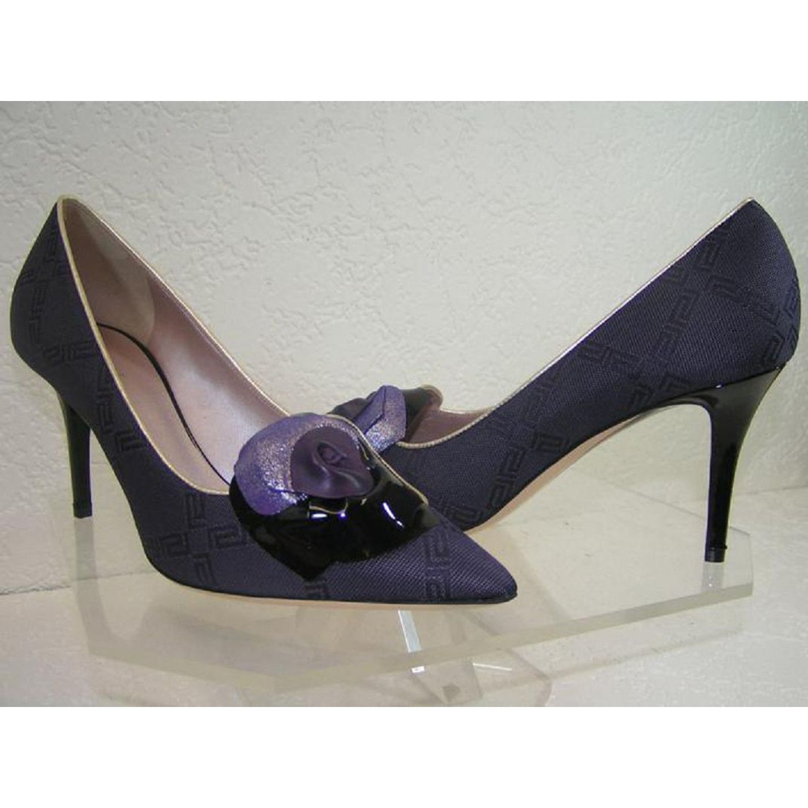 Versace VERSACE PURPLE JACQUARD GREEK KEY LEATHER FLOWER PUMPS 37 Size US 7 / IT 37 - 4 Thumbnail