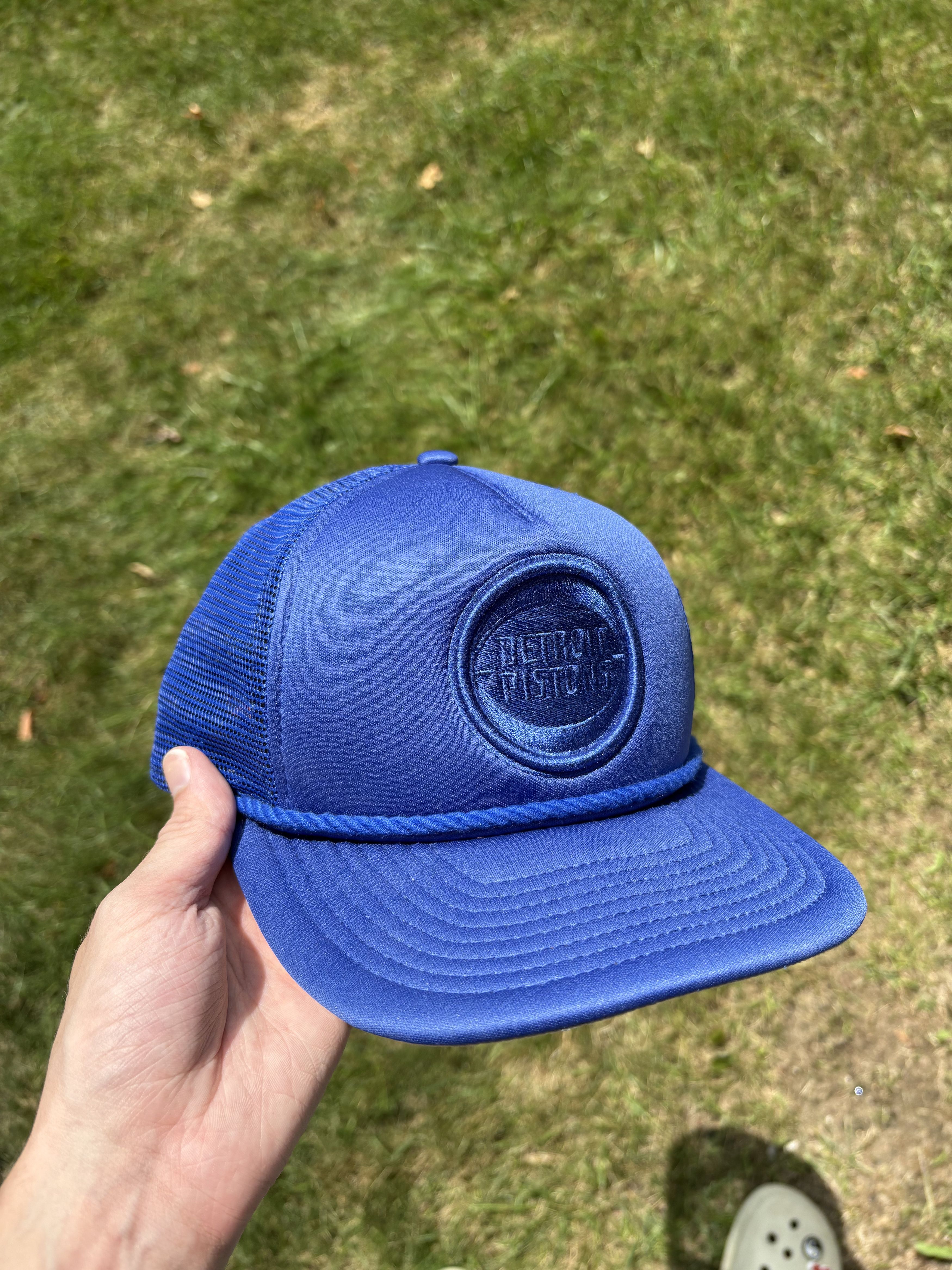 New Era Detroit Pistons Blue Trucker Adjustable Snapback Size ONE SIZE - 1 Thumbnail