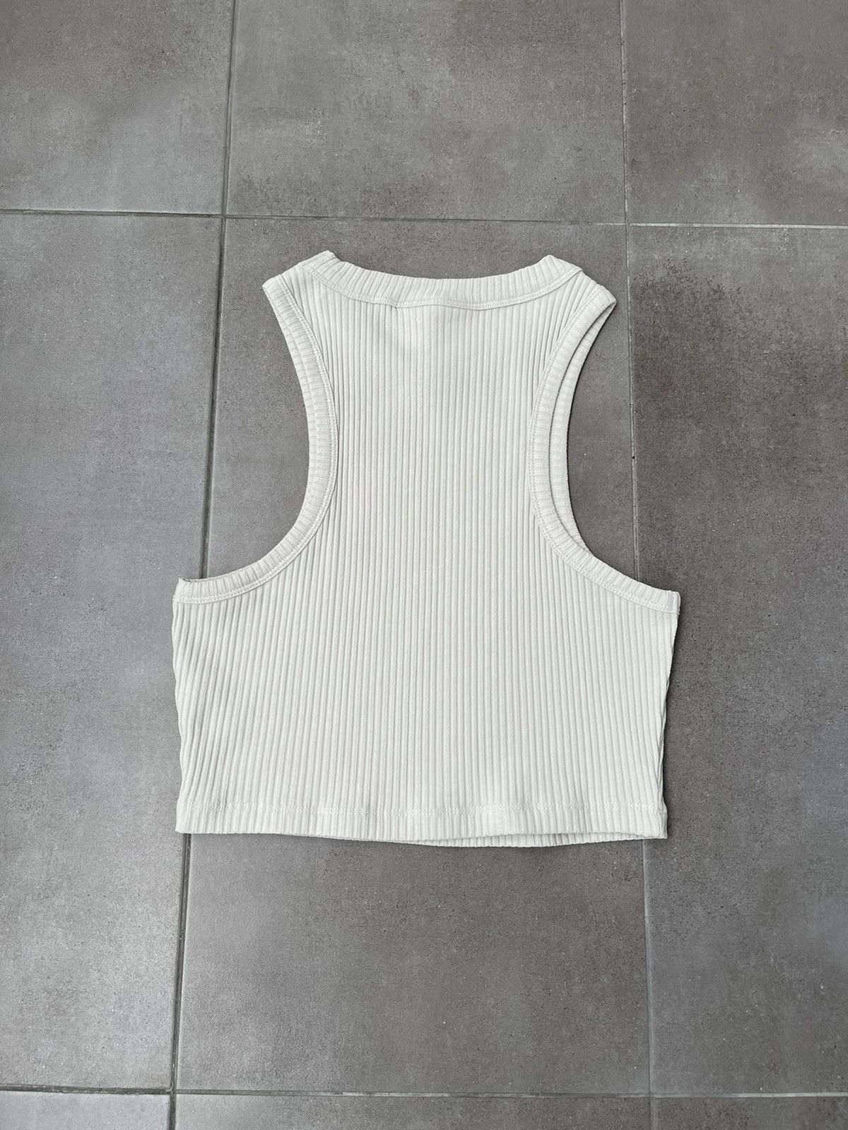 Han Kjobenhavn !DS! SS23 Han Kjobenhavn Light Ribbed Cropped Racer Top Size M / US 6-8 / IT 42-44 - 13 Thumbnail