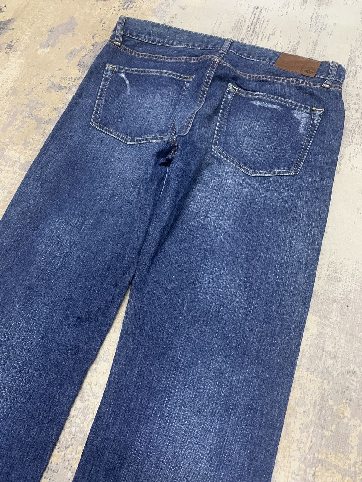 Japanese Brand Japanese Brand Distressed Blue Denim Straight Leg Jeans Size US 33 - 12 Thumbnail