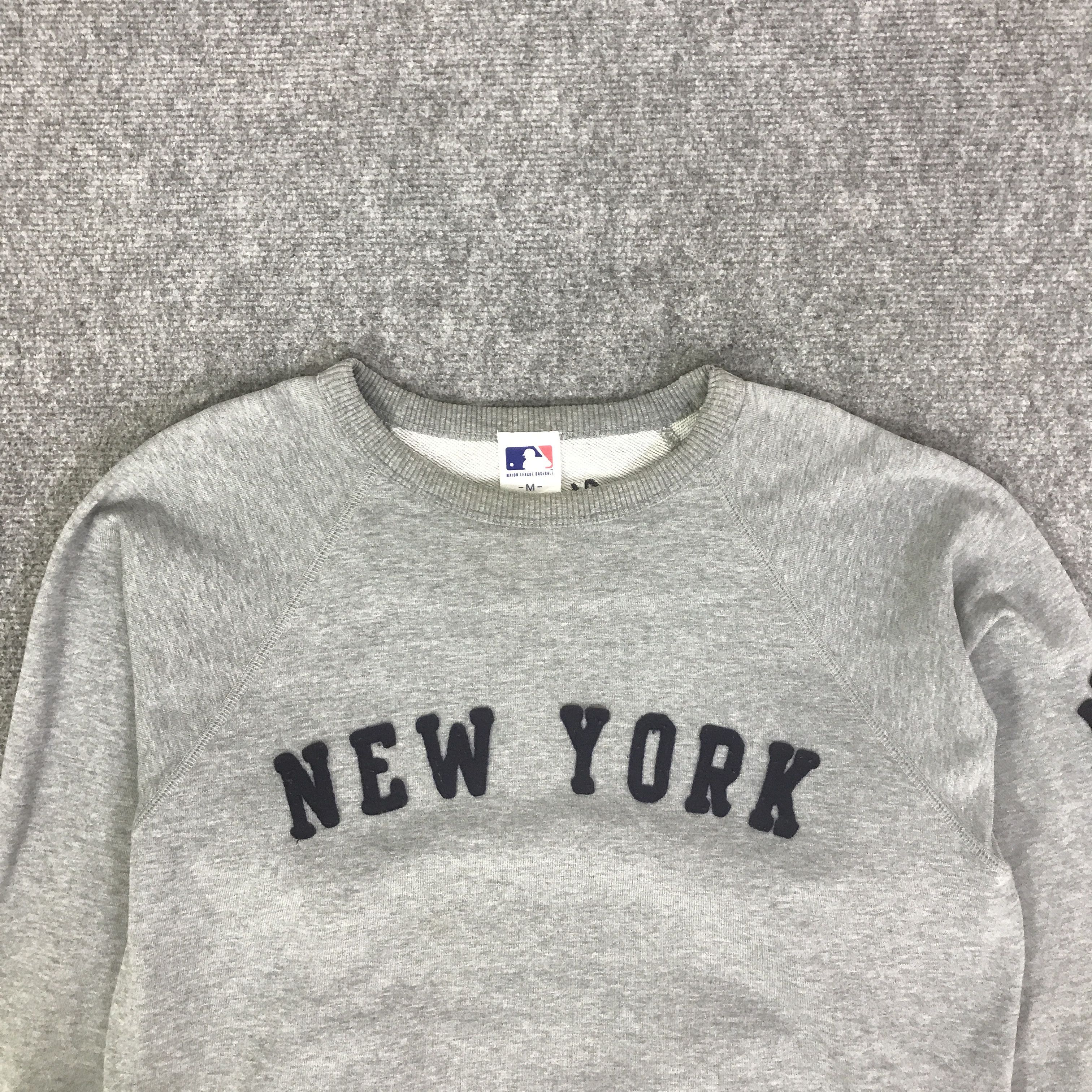 MLB Y2K NEW YORK BASEBALL SWEATSHIRT K126B20 Size US M / EU 48-50 / 2 - 2 Thumbnail