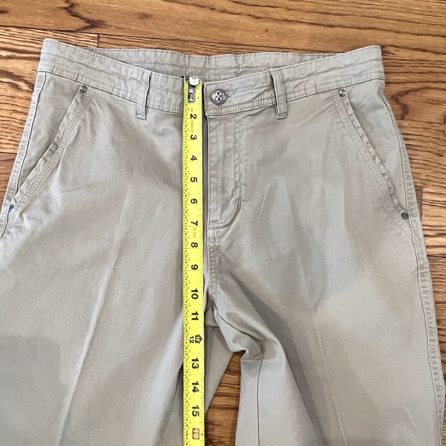 Vintage Swiss Tech Khaki Pants 32x27 Casual Workwear Men Beige Cotton Blend Relaxed Straight 27in Pockets Size US 32 / EU 48 - 6 Thumbnail