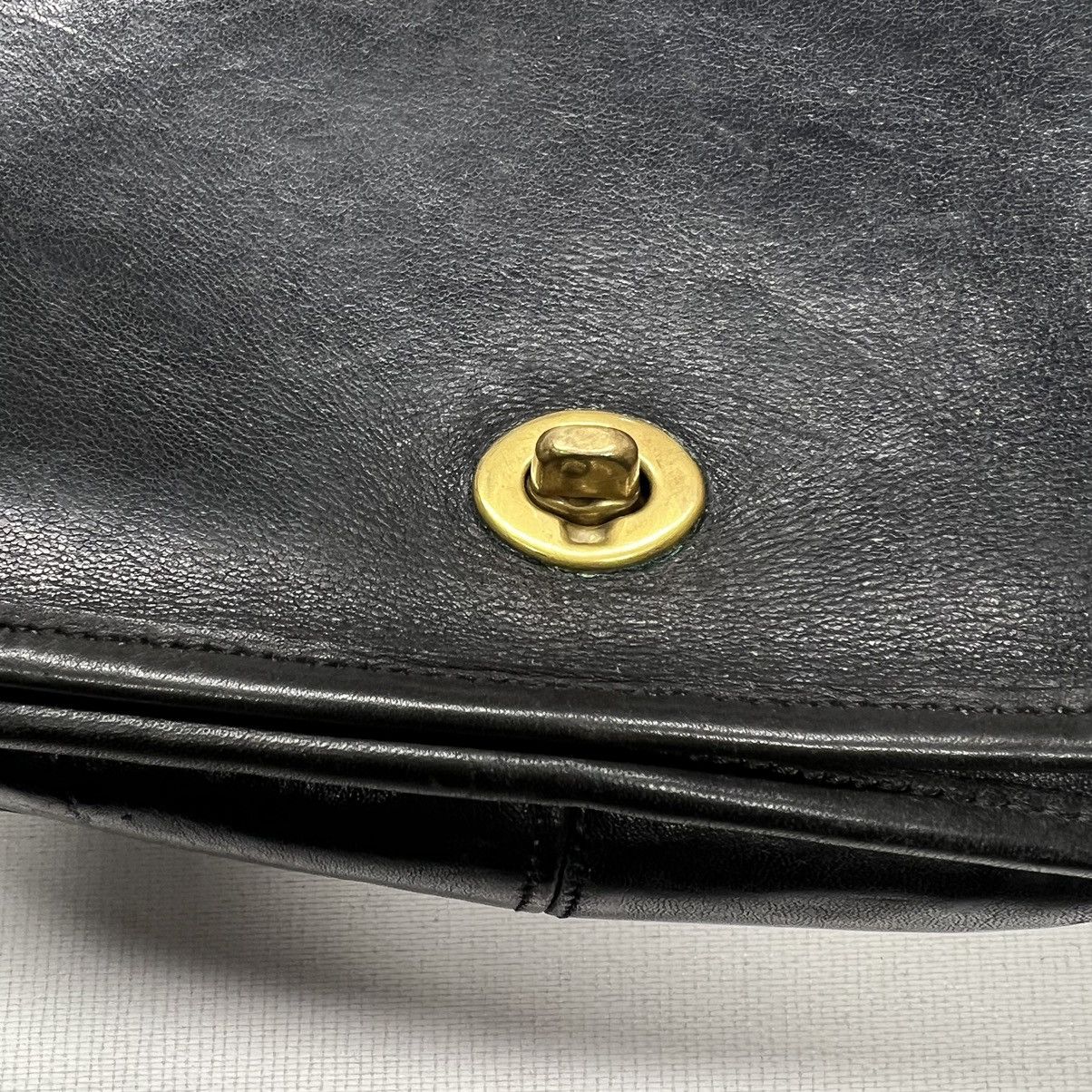 Coach × Vintage VTG Coach Crossbody Bag Purse Clutch Black Leather Hang Tag Size ONE SIZE - 6 Thumbnail