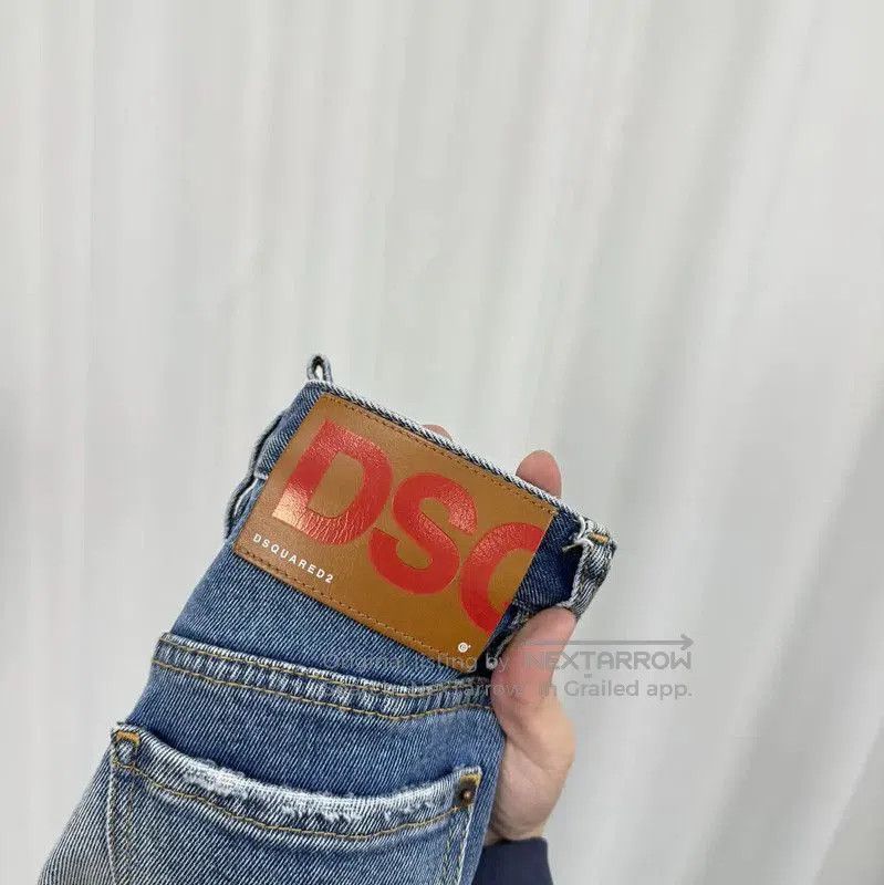 Dsquared2 DSQUARED2 Light Blue Denim Logo Jeans for Women . Size 23" - 5 Thumbnail