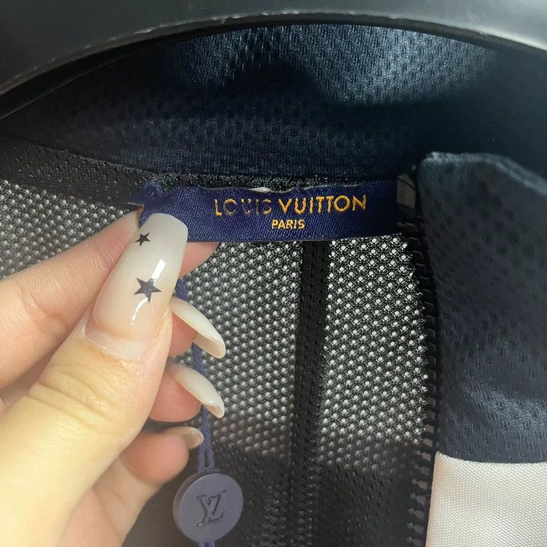 Louis Vuitton Louis Vuitton White monogrammed hockey blazer jacket Size US S / EU 44-46 / 1 - 4 Thumbnail