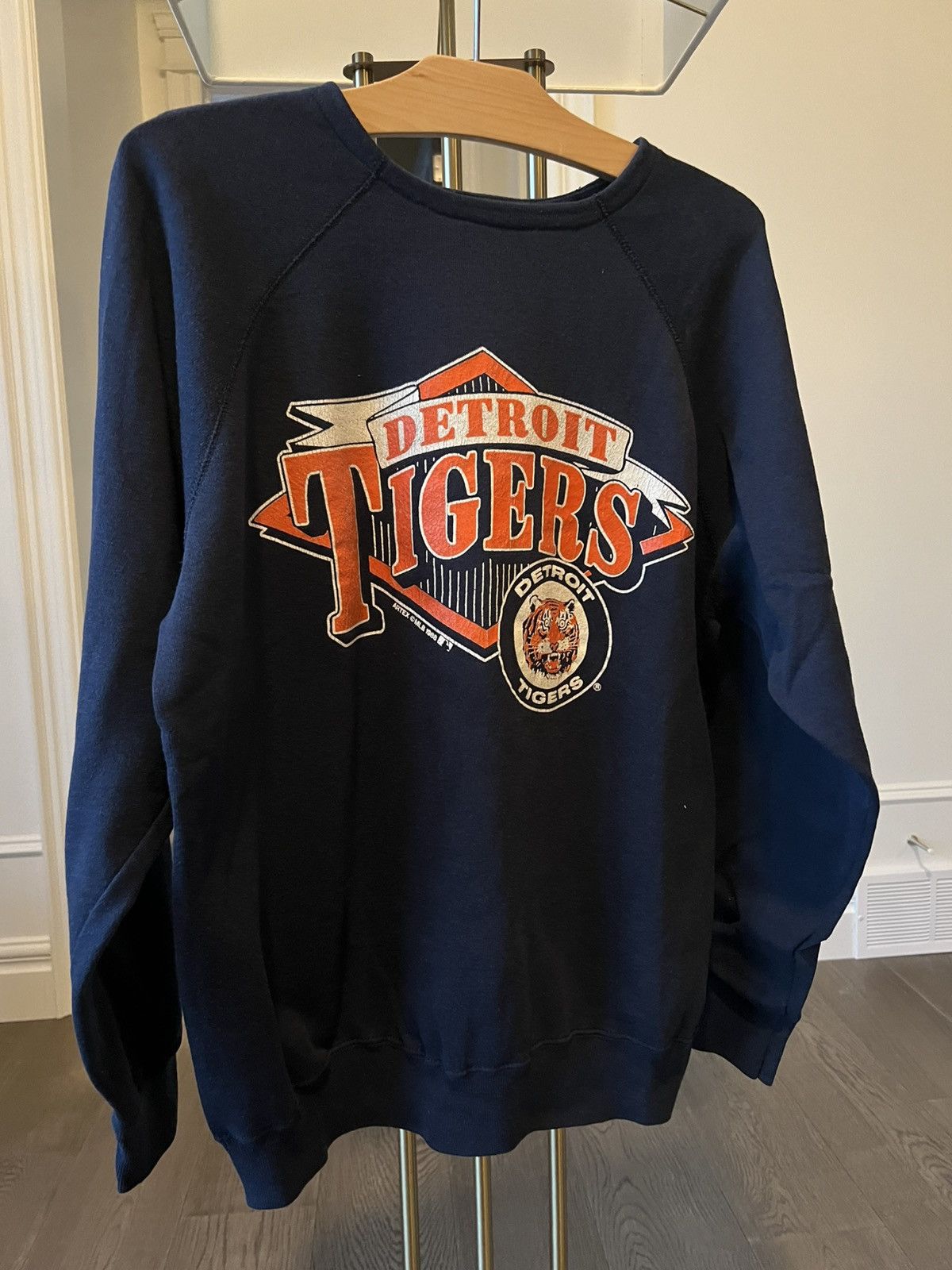 MLB × Vintage Vintage Detroit Tigers Crewneck Sweatshirt – Navy Size US M / EU 48-50 / 2 - 1 Thumbnail