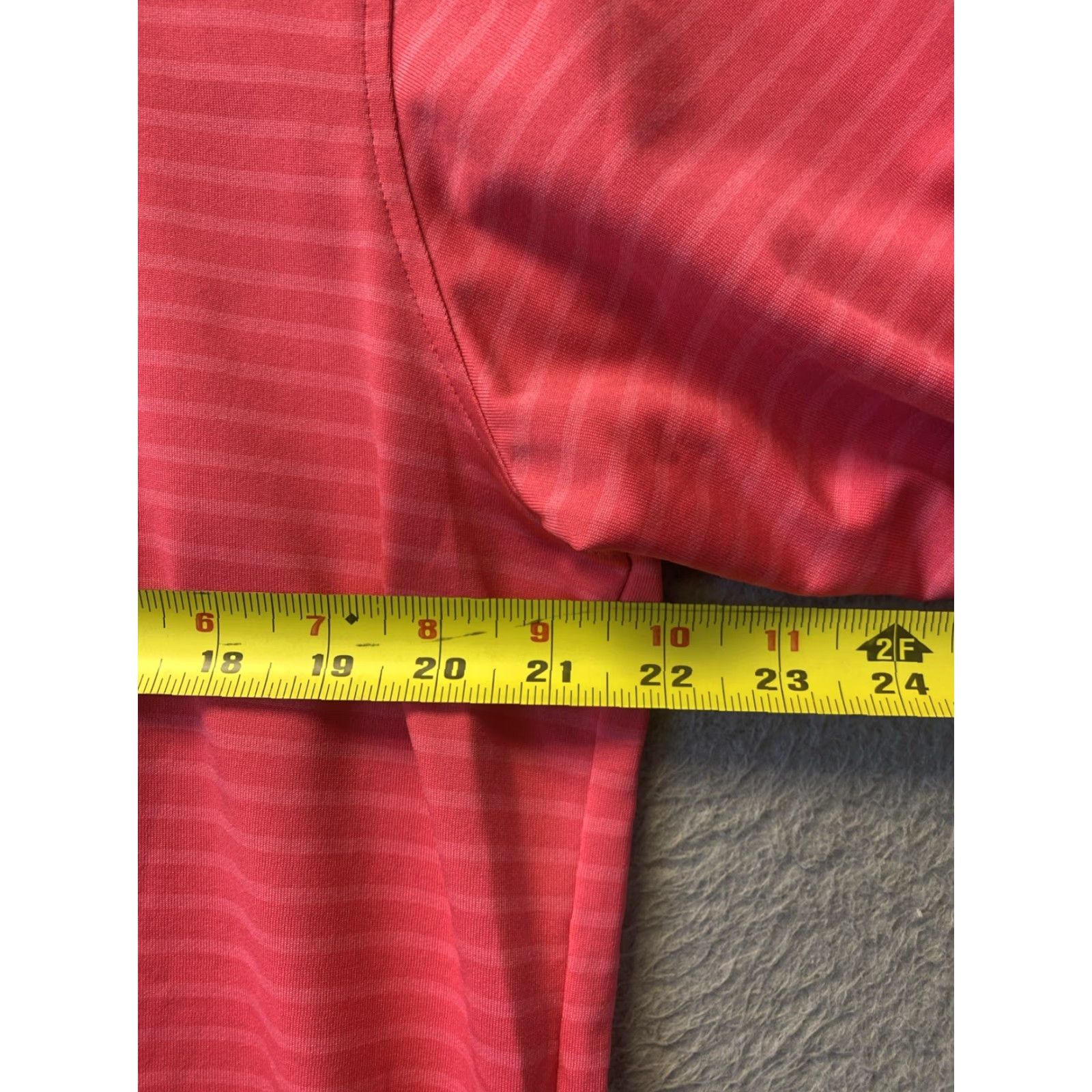 Under Armour Under Armour Polo Shirt Mens Large Magenta Striped HeatGear Short Sleeve Collared Button Logo Lightweight Athletic Golf Tennis Walking Size US L / EU 52-54 / 3 - 5 Thumbnail