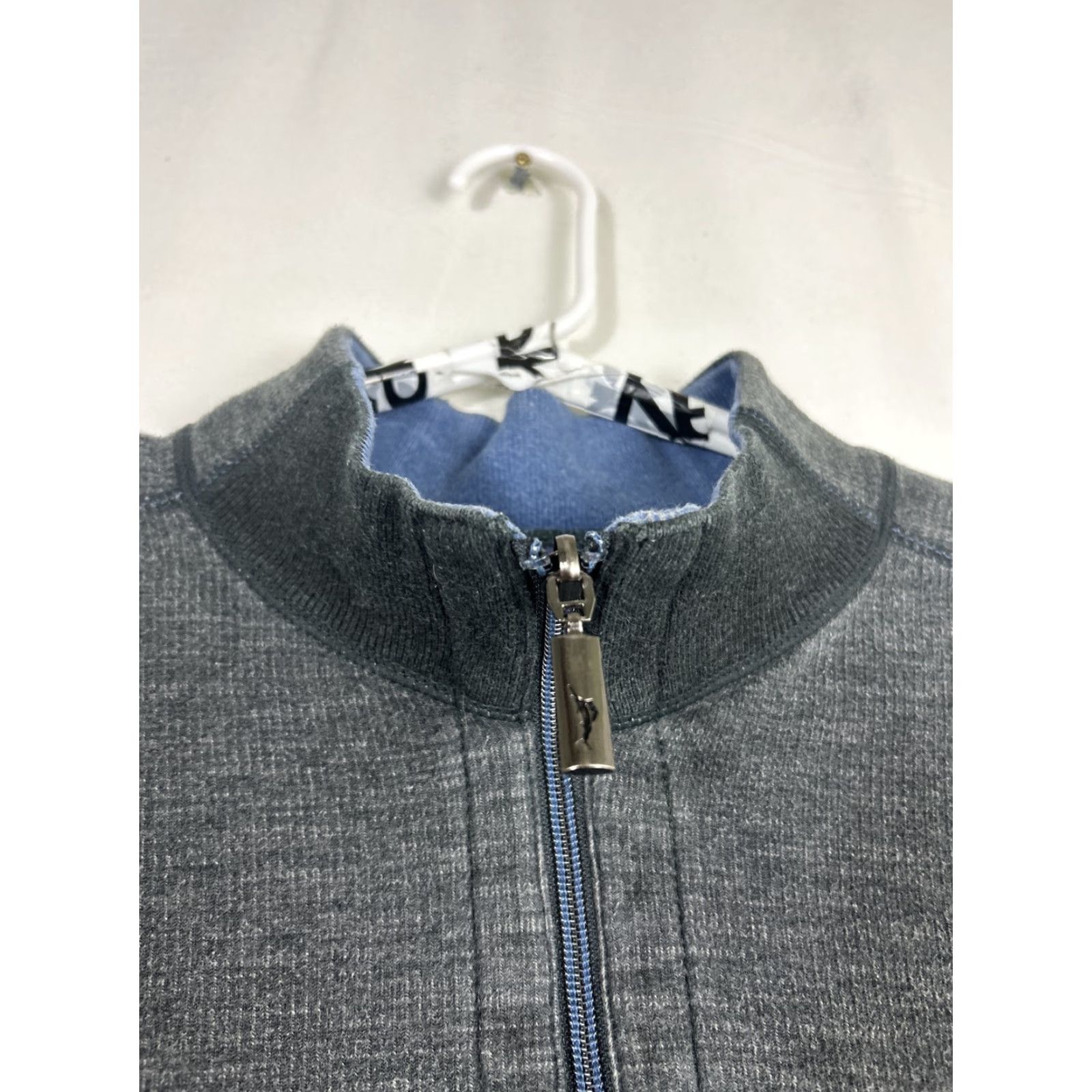 Tommy Bahama Tommy Bahama Mens Large Gray/Blue Reversible 1/4 Zip Pullover Cotton Blend Sweater - Long Sleeve Mock Neck Contacts: Casual Business Travel Size US L / EU 52-54 / 3 - 7 Thumbnail