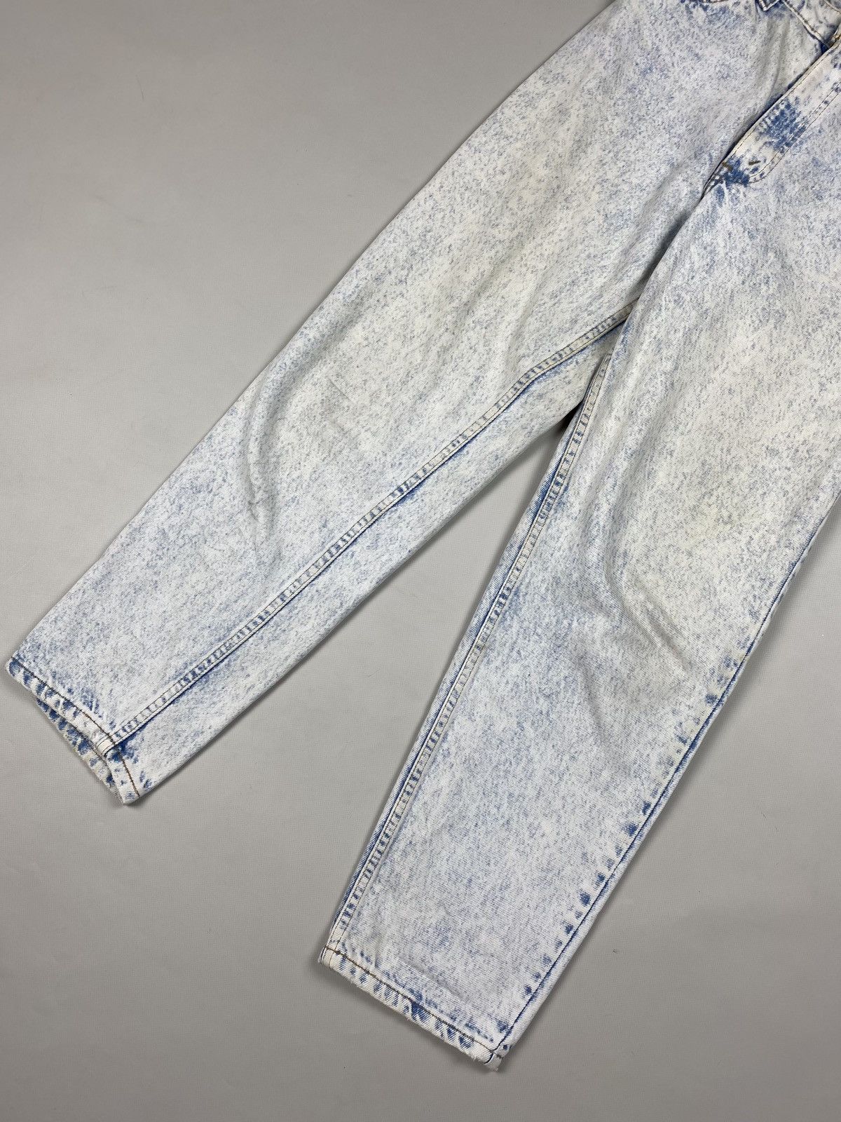 Levi's × Vintage VTG 90s Levi’s 550 men’s light blue jeans size 32 30 USA Size US 32 / EU 48 - 4 Thumbnail