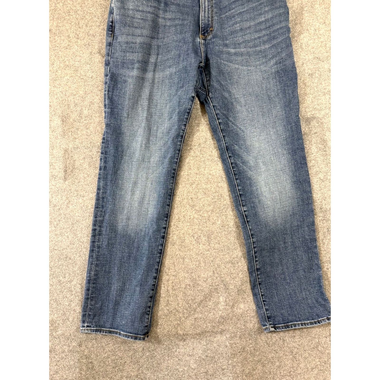 Lee Lee Extreme Motion MVP Jeans Mens 38x32 Blue Denim Straight Fit Tapered Leg Stretch Jeans Mens Regular Waist 37in Blue Denim Size US 38 / EU 54 - 4 Thumbnail