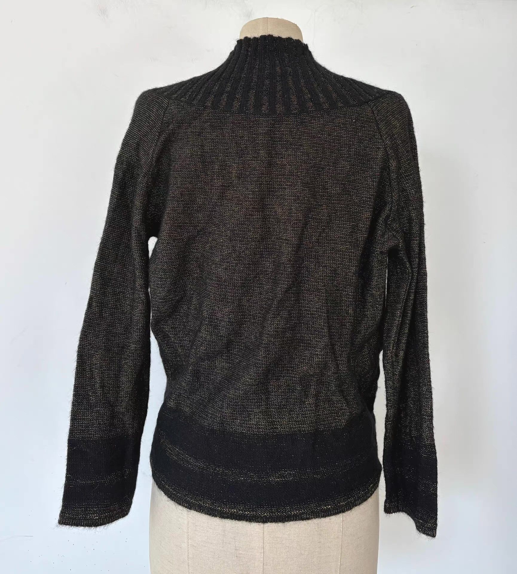 Roberto Cavalli Roberto Cavalli Wool-Blend Knit Sweater。Ｑ21 Size M / US 6-8 / IT 42-44 - 6 Thumbnail
