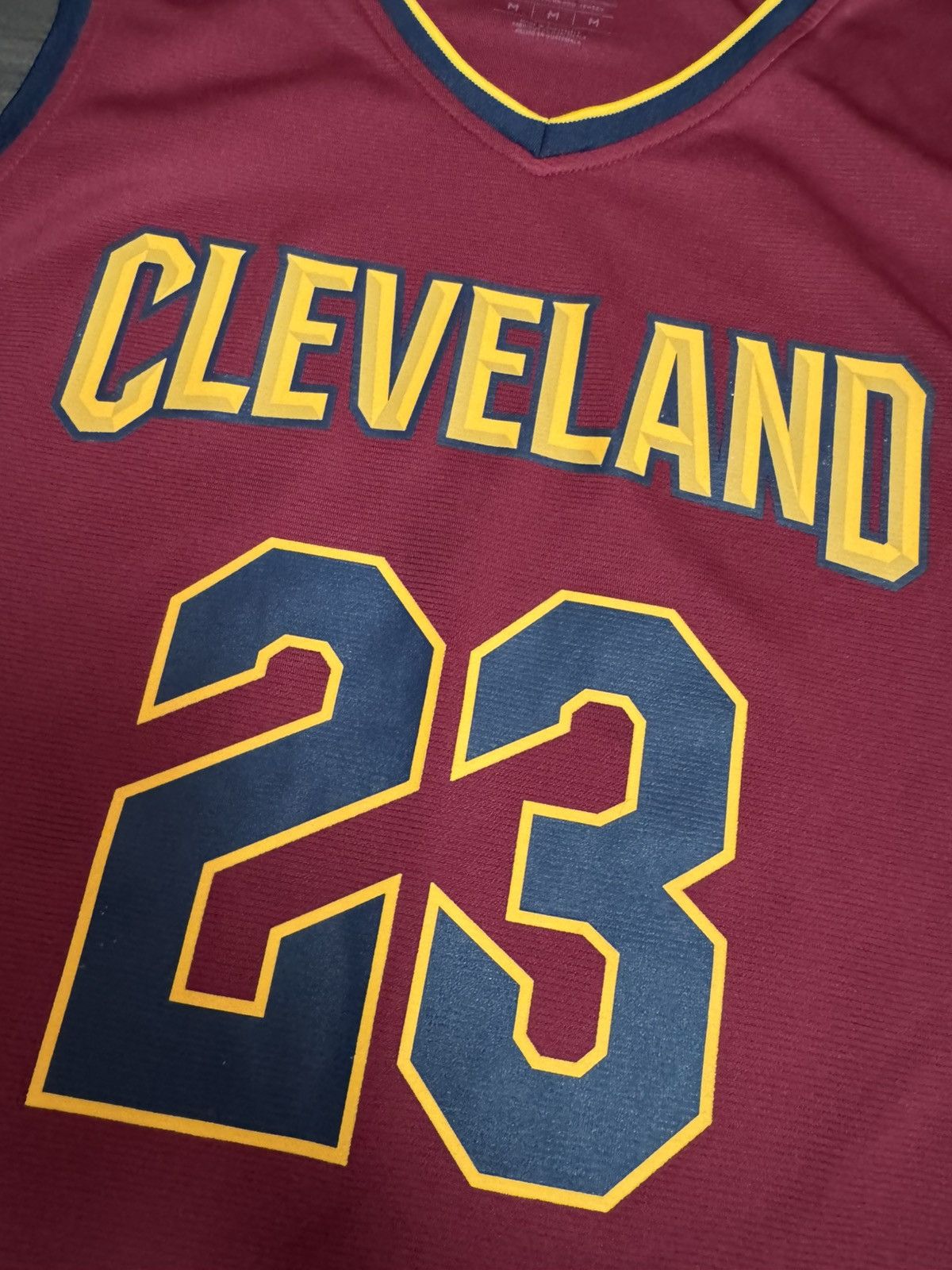 NBA Jersey #23 Cleveland Cavaliers Fanatics NBA Swingman Jersey Size US M / EU 48-50 / 2 - 3 Thumbnail