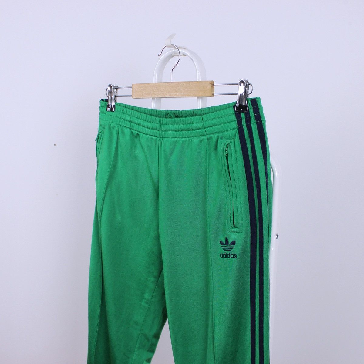 Adidas Vintage Adidas Joggers Size 27" / US 4 / IT 40 - 1 Thumbnail