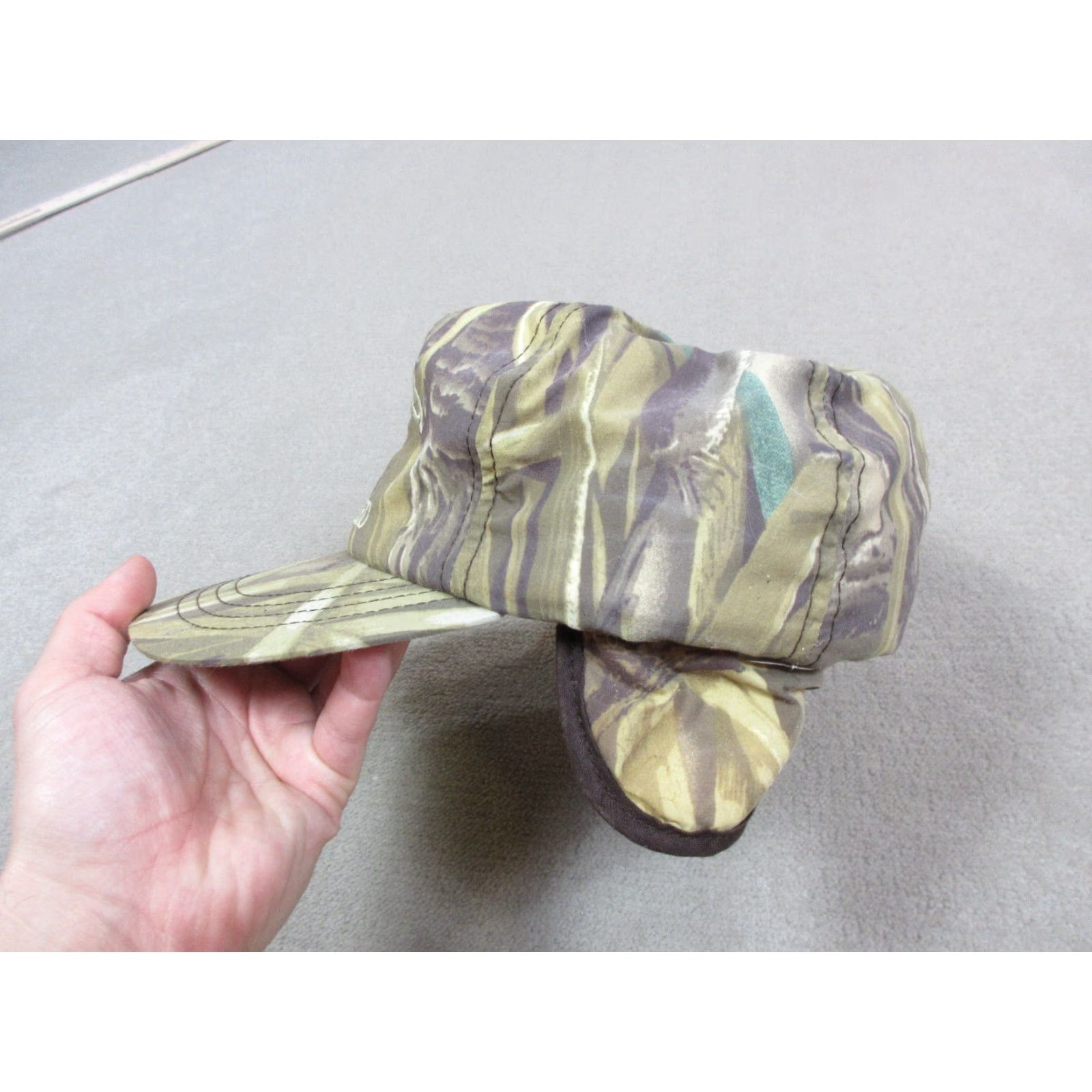 Vintage VINTAGE Ducks Unlimited Hat Cap Mens Medium Green Camo Ear Flaps Goretex USA Baseball Cap Hunting Outdoor Insulated Lined Size ONE SIZE - 3 Thumbnail