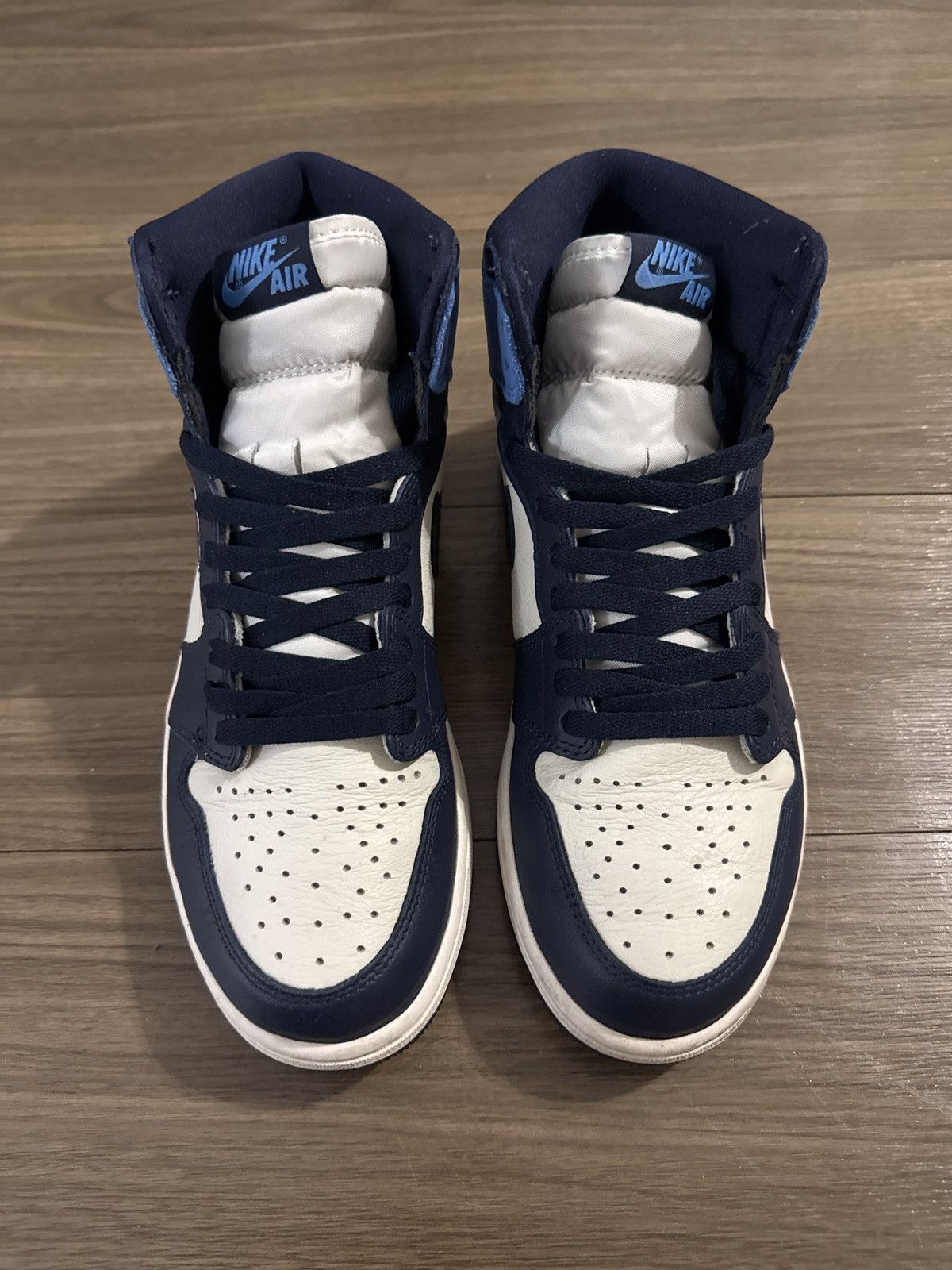 Nike Nike Air Jordan 1 Retro OG High Obsidian UNC 2019 Size US 9 / EU 42 - 4 Thumbnail