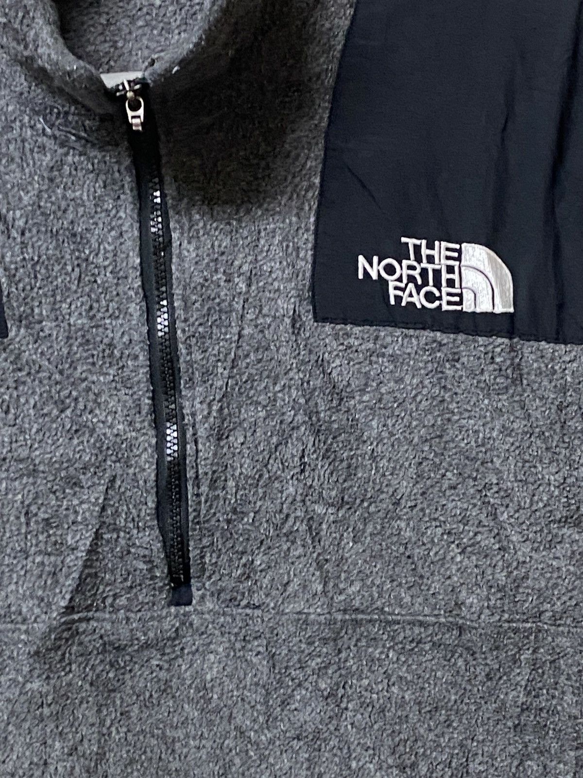 The North Face The North face half zipper colour block fleece Size US L / EU 52-54 / 3 - 4 Thumbnail