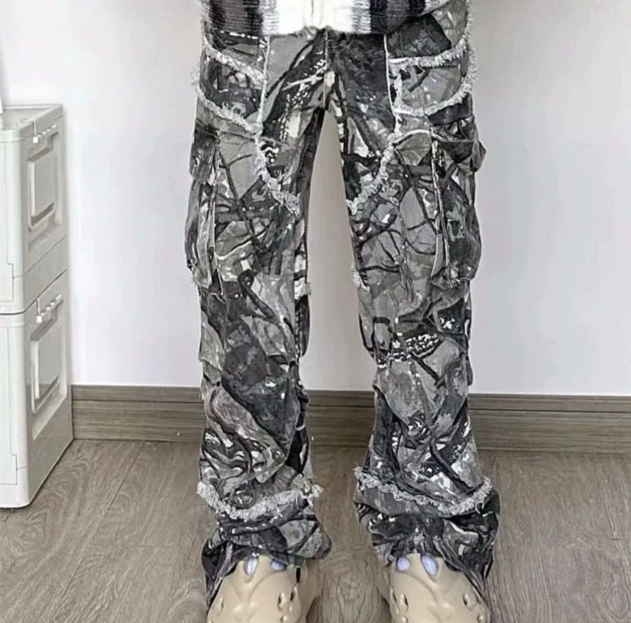 Japanese Brand Flared Camo Jeans Cargo Pants Size US 30 / EU 46 - 2 Thumbnail