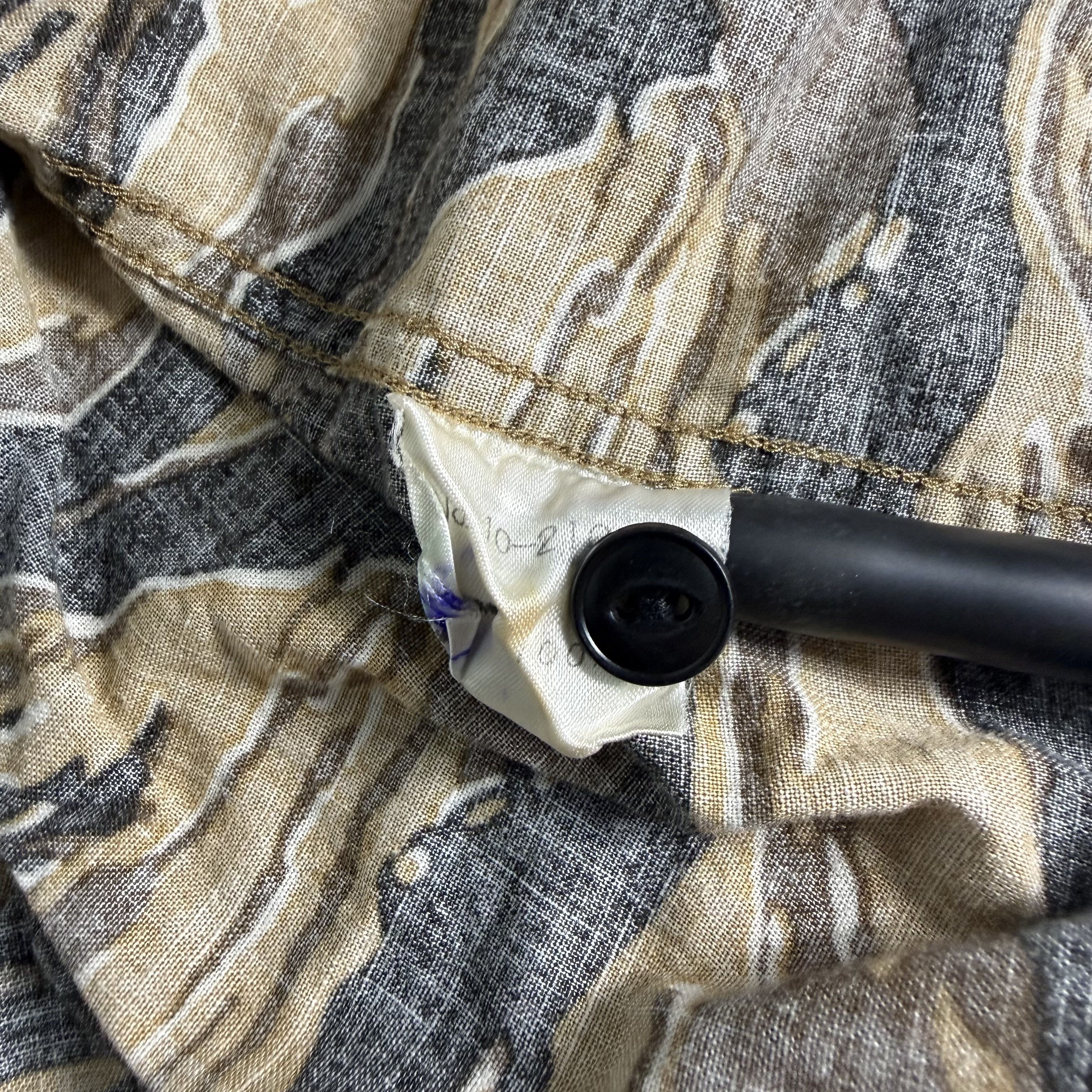 Beams Plus 🔥RARE🔥Vintage Beams Japanese Brand Camo Button Up Shirt Size US L / EU 52-54 / 3 - 7 Thumbnail