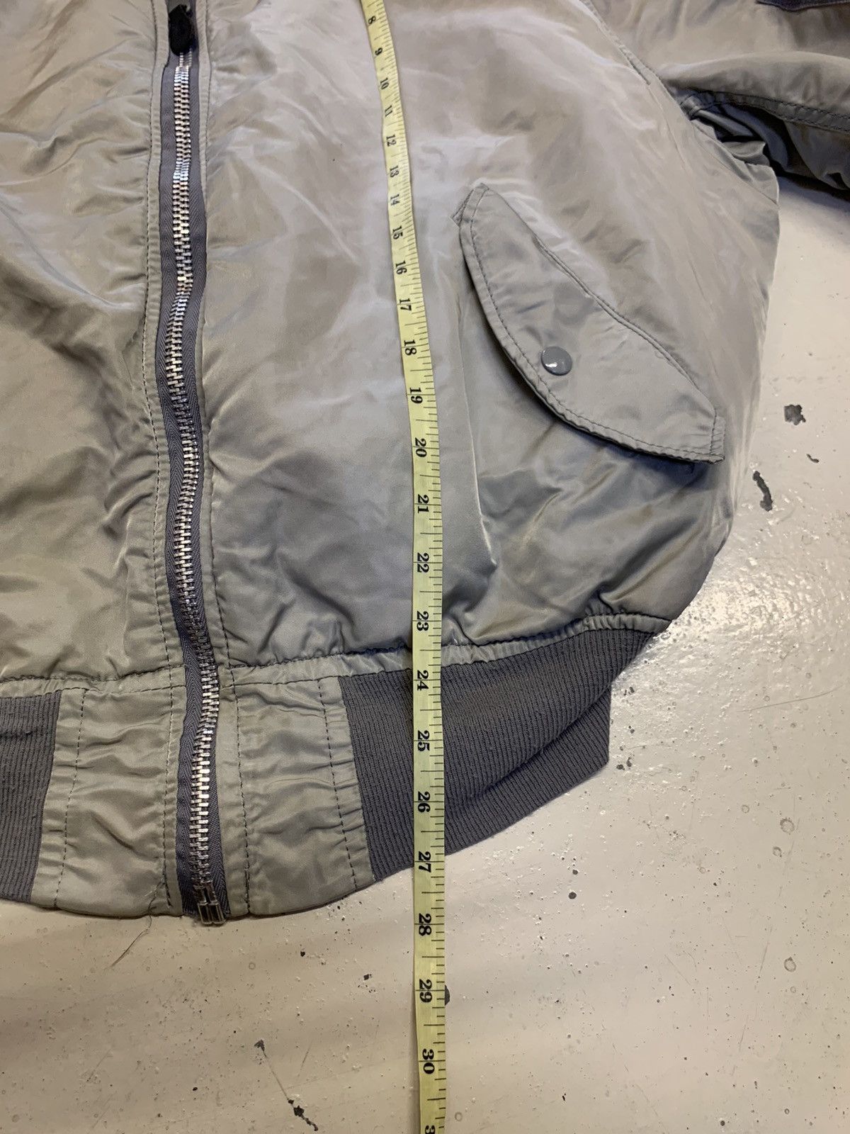 Alpha Industries Alpha Industries MA-1 Bomber Jacket Size US XL / EU 56 / 4 - 12 Thumbnail