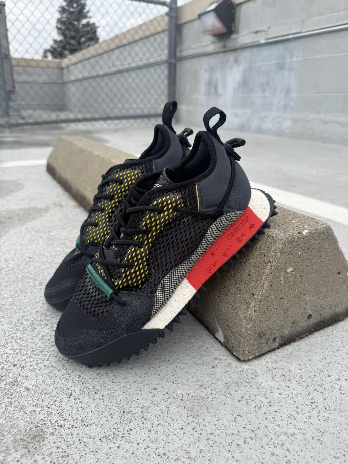 Adidas × Alexander Wang Alexander Wang x adidas Reissue Run 'Solar Red' Size US 8 / EU 41 - 1 Thumbnail