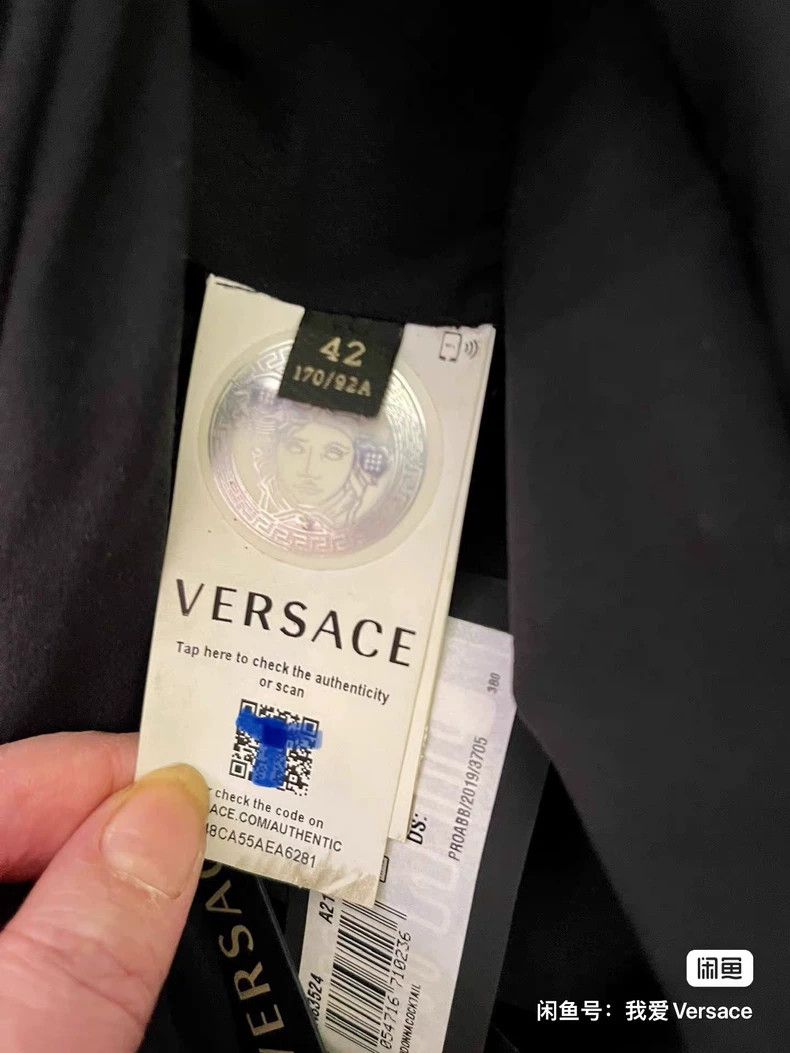 Versace Versace Sheepskin dress Size L / US 10 / IT 46 - 9 Thumbnail
