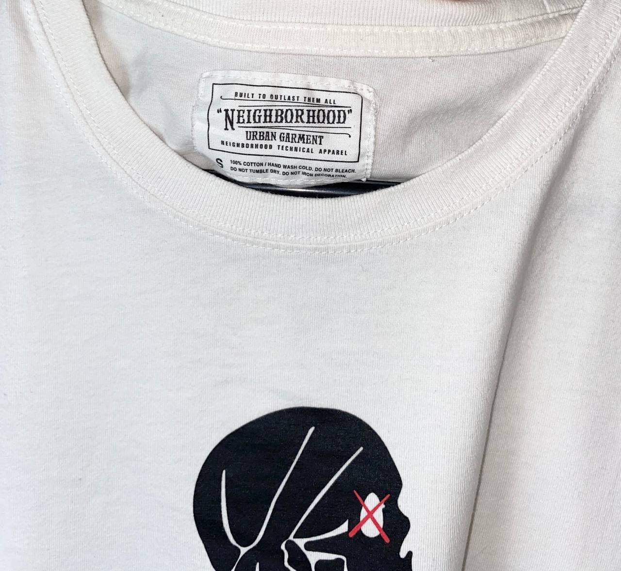 Original Fake Original Fake Kaws x Neighborhood Tee Size US S / EU 44-46 / 1 - 6 Thumbnail