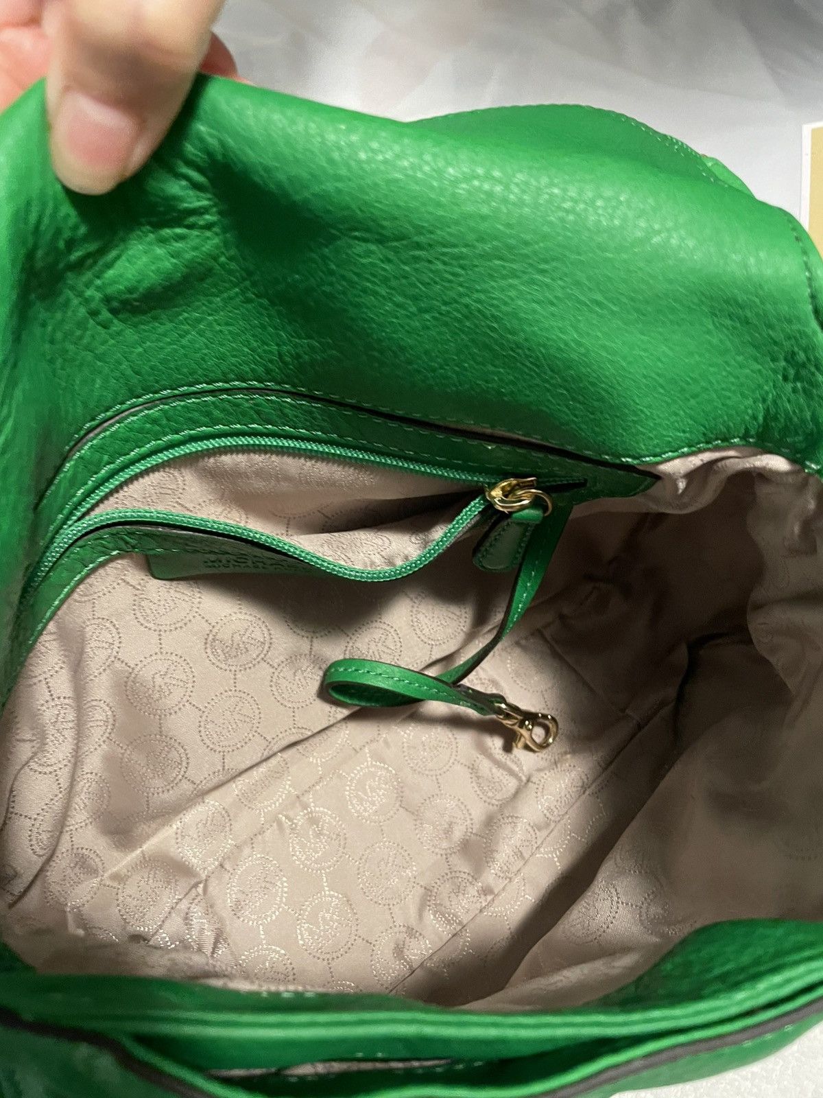 Michael Kors Michael Kors WESTON Green Convertible Cross/Shoulder Bag Size ONE SIZE - 8 Thumbnail