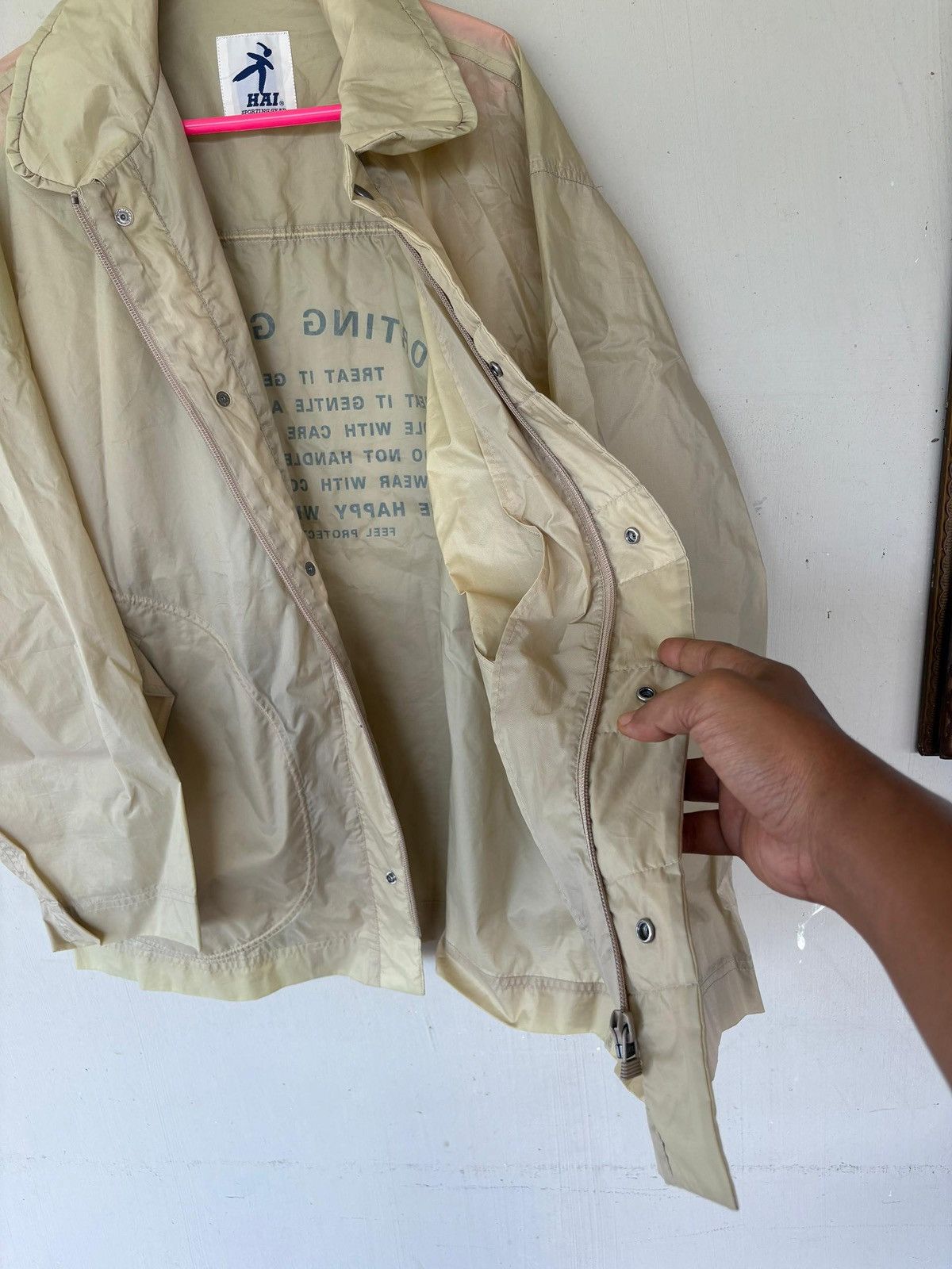 Issey Miyake Vintage Hai Sporting Gear Issey Miyake Nylon Jacket Be Happy Size US M / EU 48-50 / 2 - 4 Thumbnail