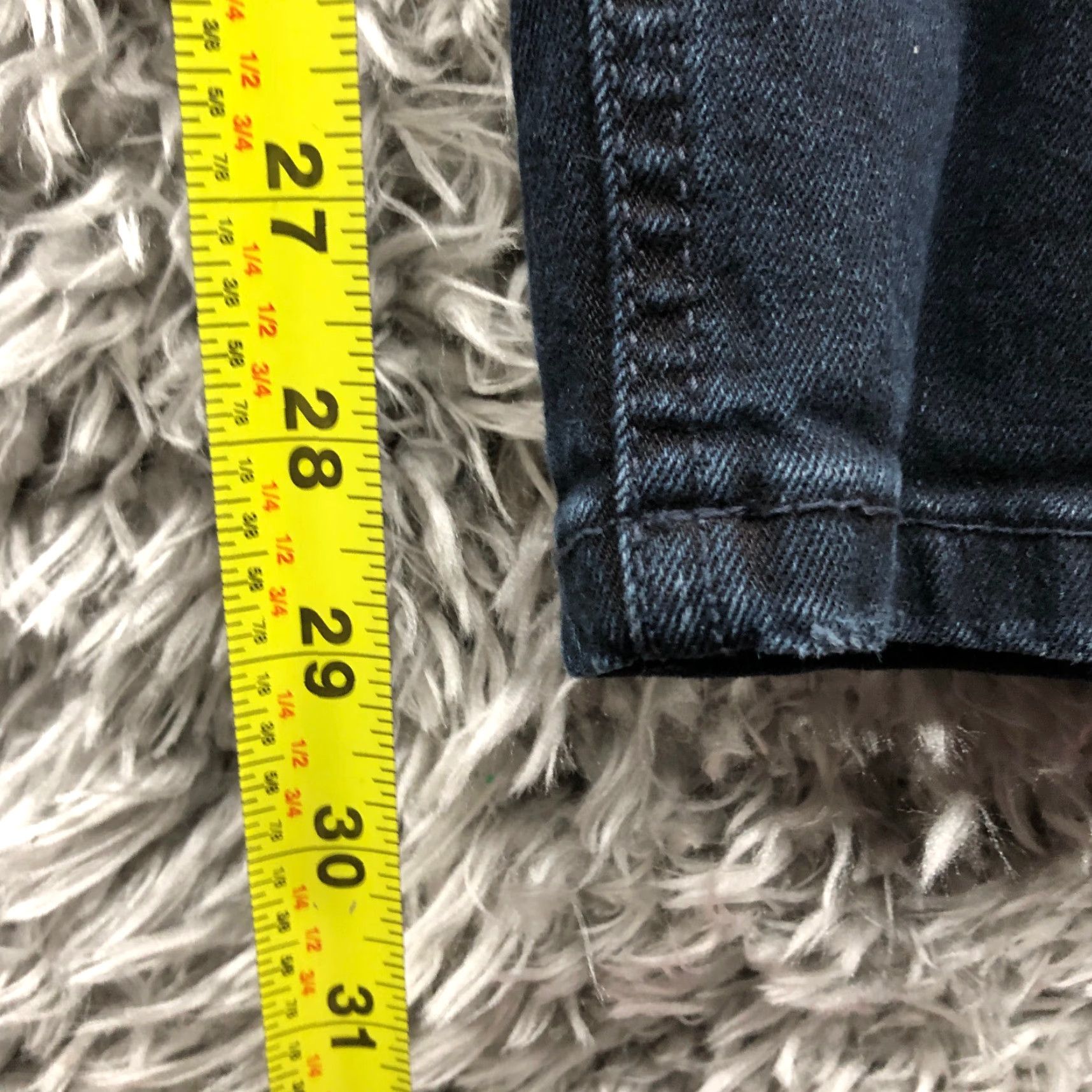 Forever 21 Forever 21 Jeans Mens Size 31 Slim Straight Leg Mid Rise Dark Wash Blue Denim Jeans Size US 31 - 3 Thumbnail