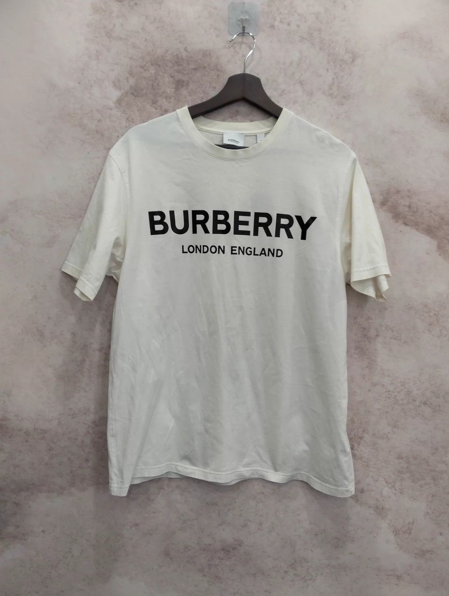 Burberry Burberry logo print white M Size US M / EU 48-50 / 2 - 1 Thumbnail
