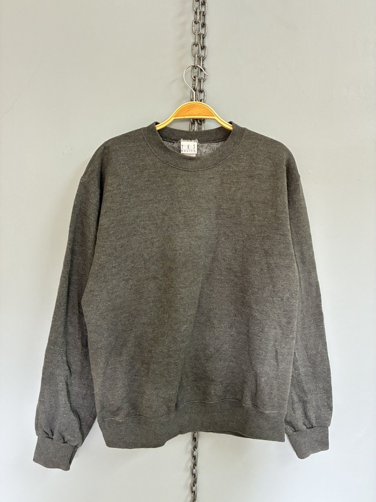 Vintage Vintage 90s plain sweatshirt Size US M / EU 48-50 / 2 - 1 Thumbnail